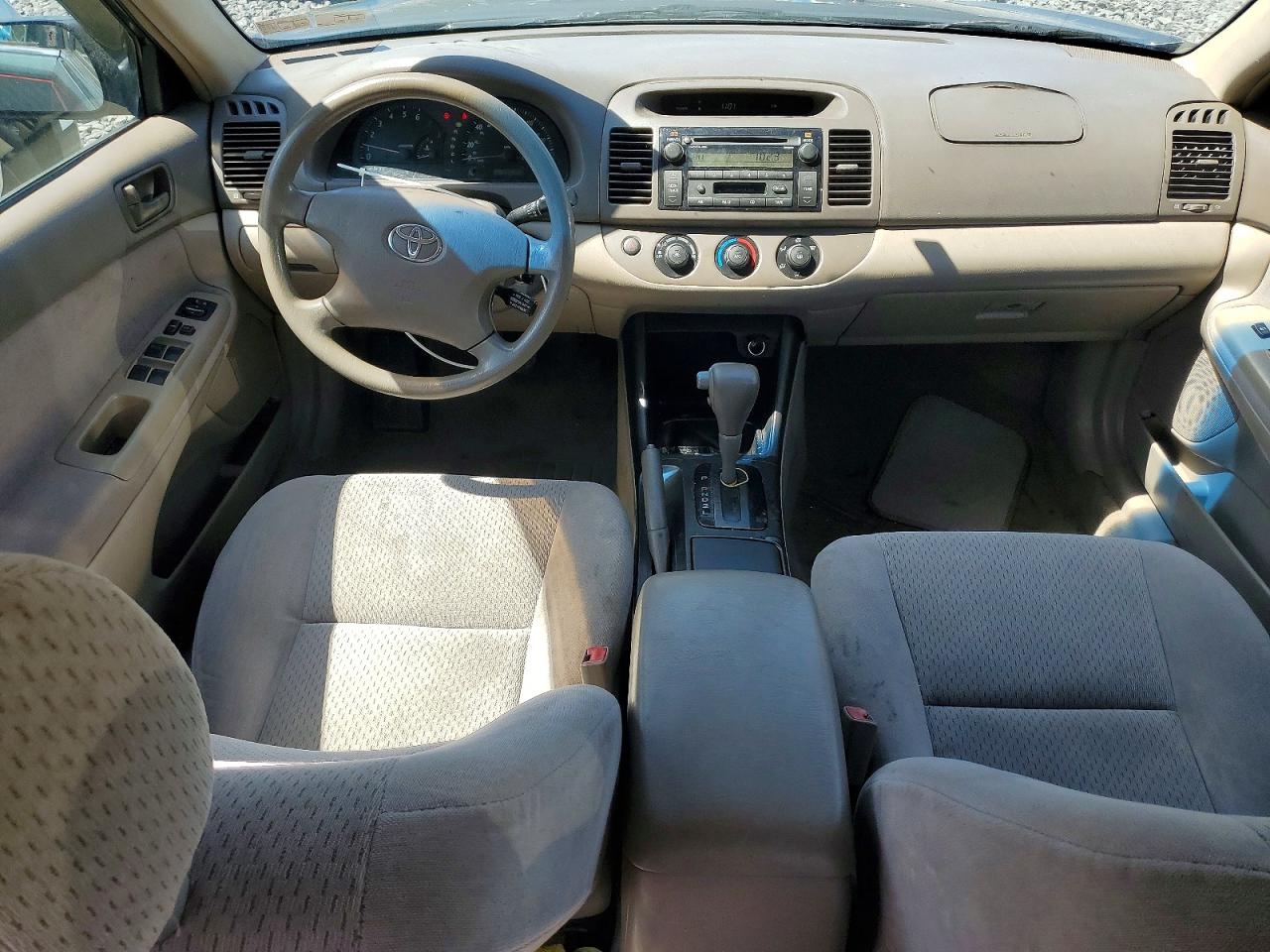 2003 Toyota Camry Le Green vin: 4T1BE32K33U716295