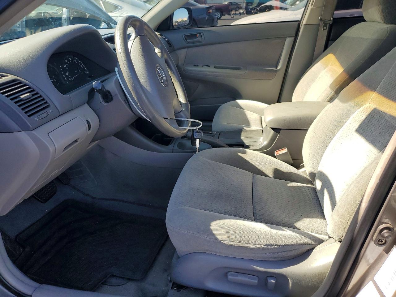 2003 Toyota Camry Le Gray vin: 4T1BE32K33U756215