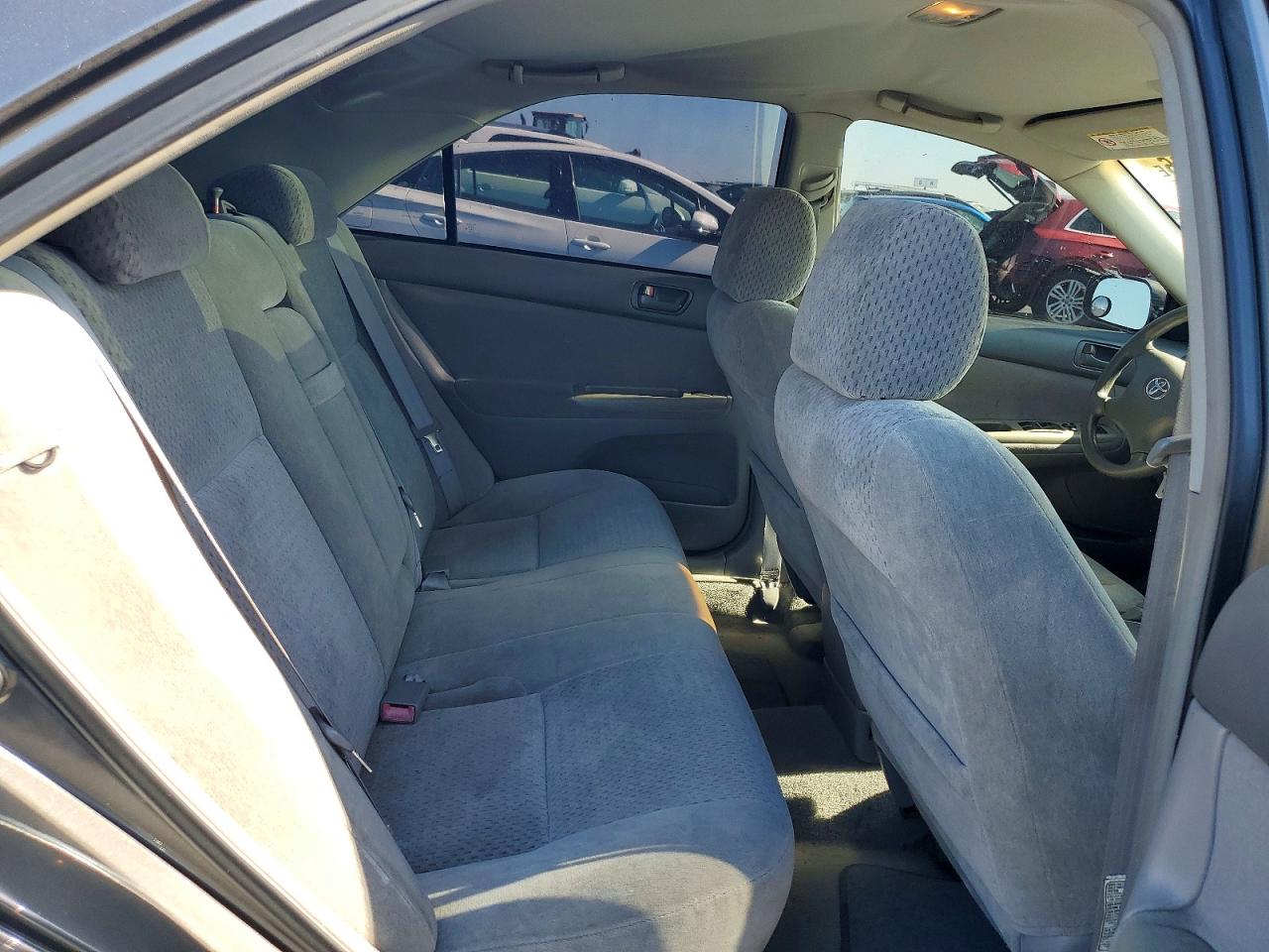 2003 Toyota Camry Le Gray vin: 4T1BE32K33U756215