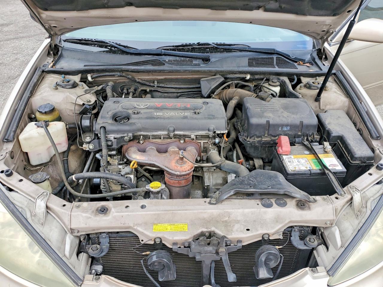 2003 Toyota Camry Le Tan vin: 4T1BE32K33U759177