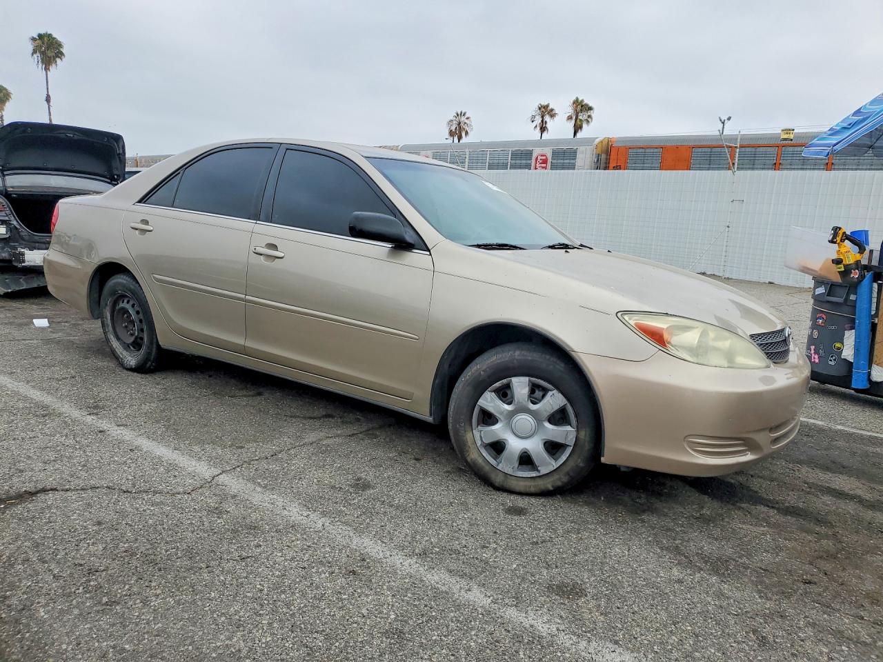 2003 Toyota Camry Le Tan vin: 4T1BE32K33U759177