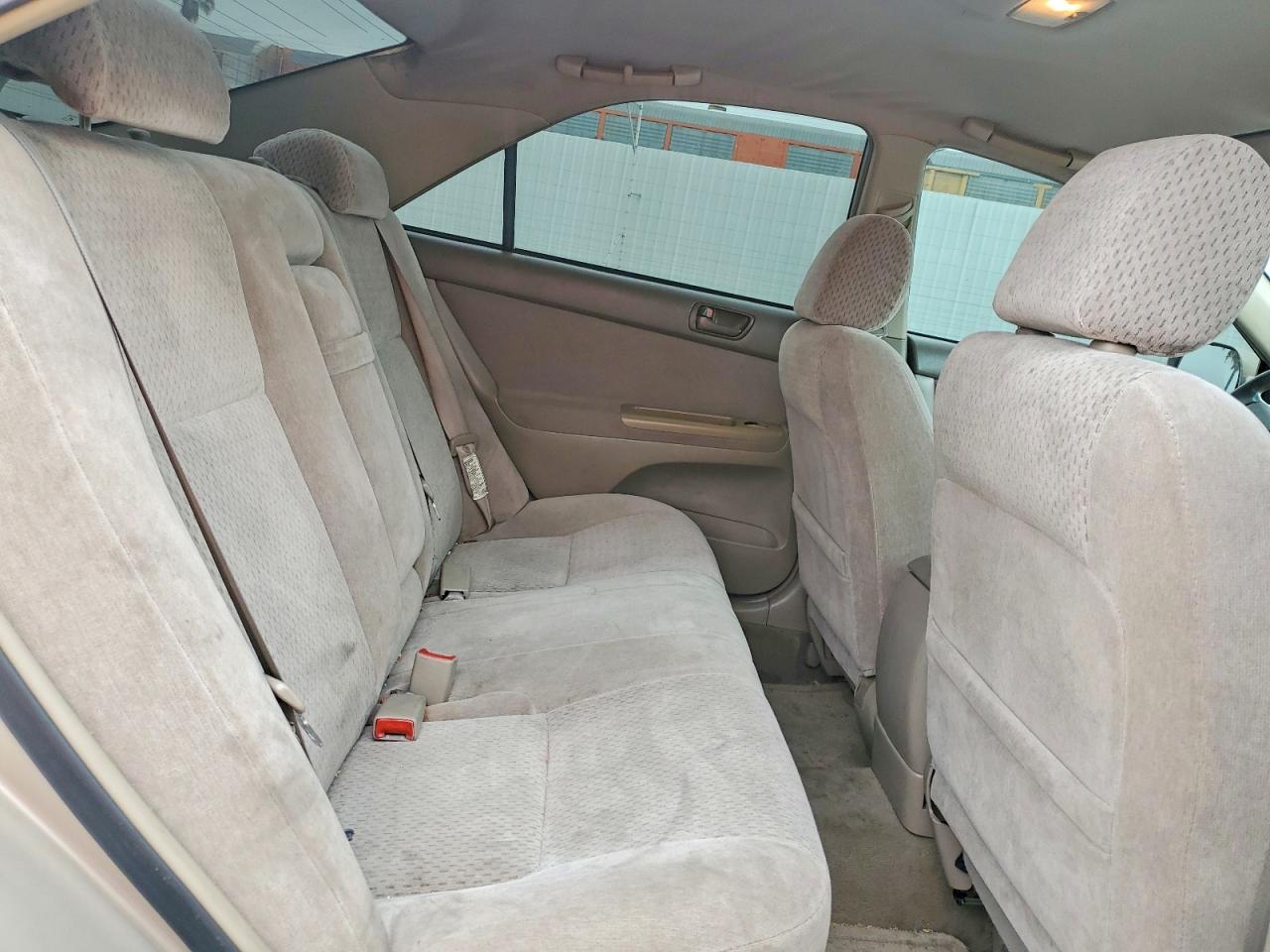 2003 Toyota Camry Le Tan vin: 4T1BE32K33U759177