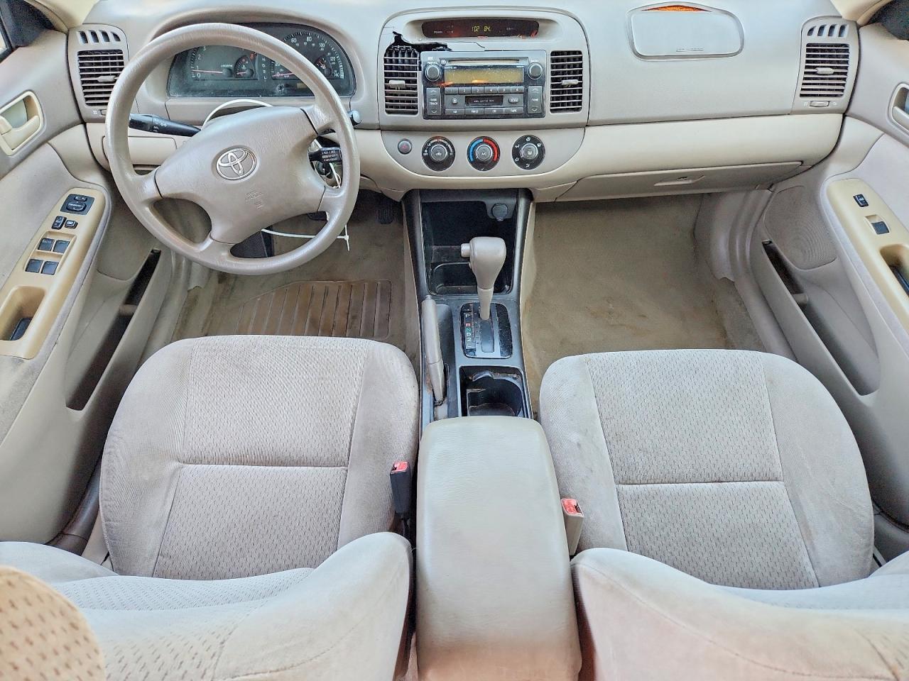 2003 Toyota Camry Le Gold vin: 4T1BE32K33U776027