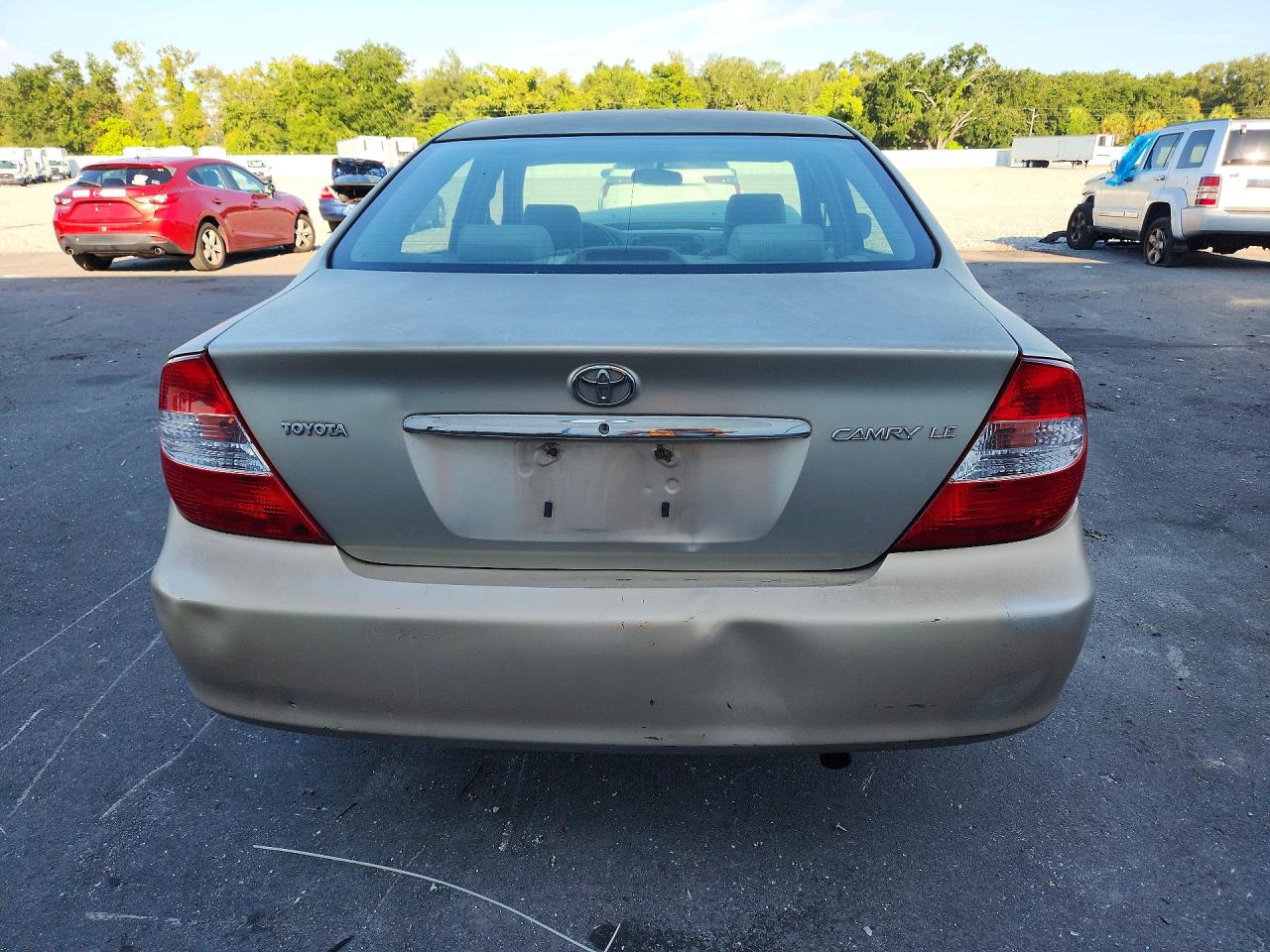 2003 Toyota Camry Le Gold vin: 4T1BE32K33U776027
