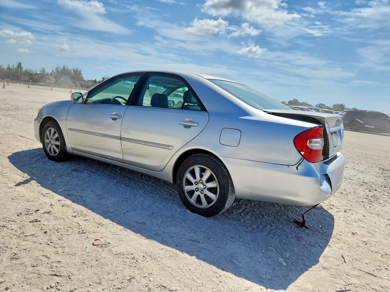 2003 Toyota Camry Xle Silver vin: 4T1BE32K33U780269