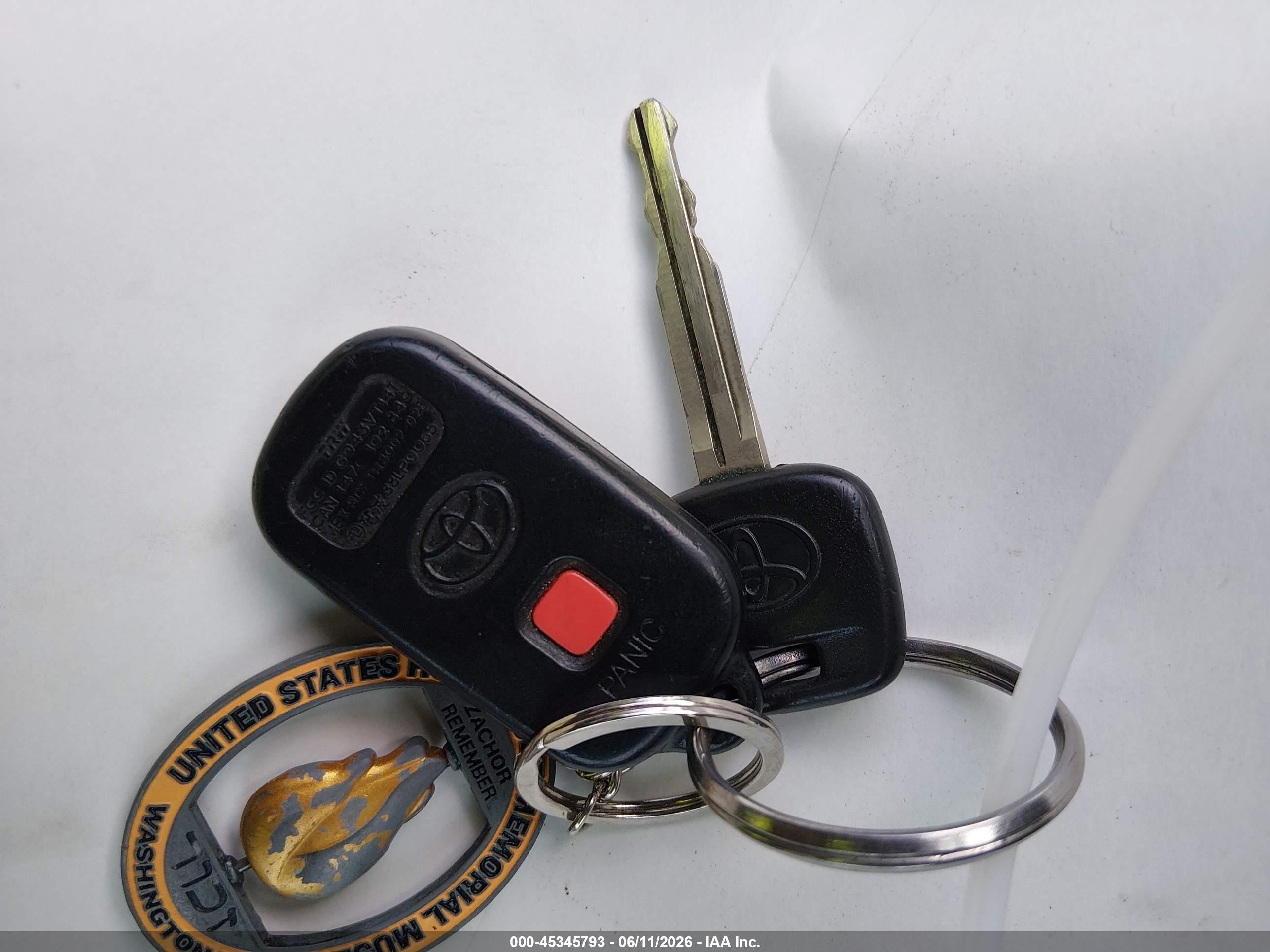 2004 Toyota Camry Le Черный vin: 4T1BE32K34U264429