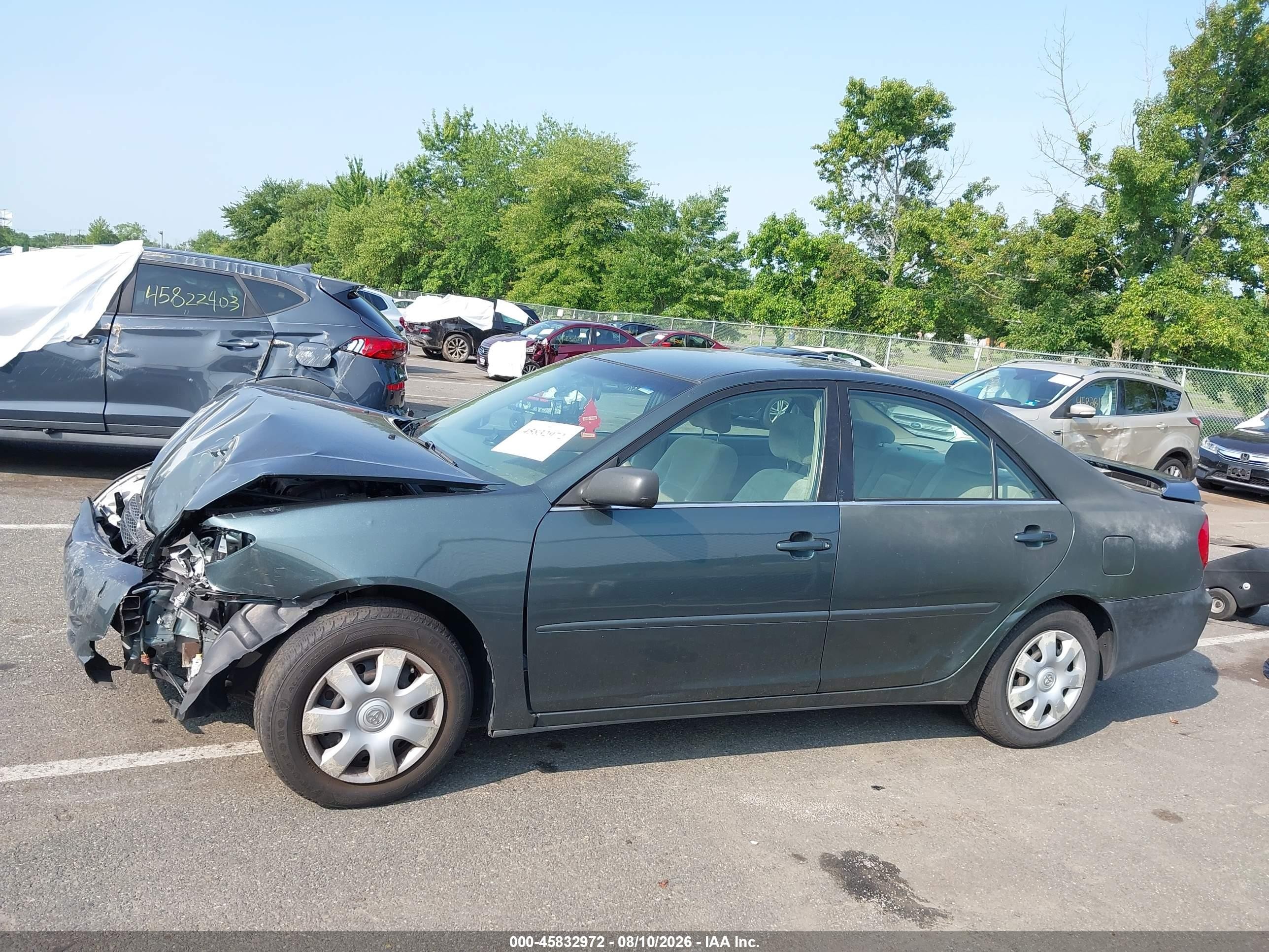2004 Toyota Camry Le Green vin: 4T1BE32K34U324659