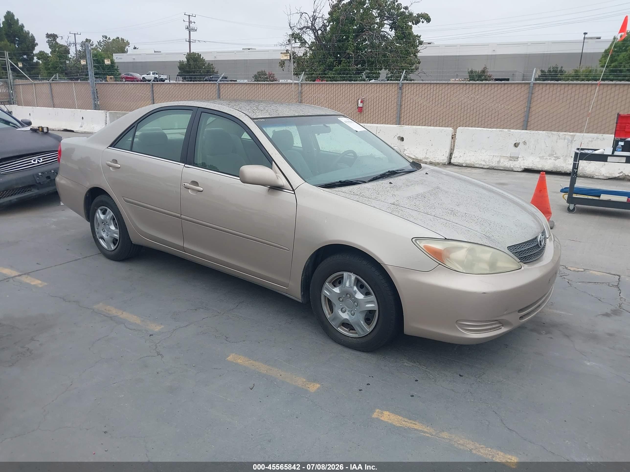 2004 Toyota Camry Le Brown vin: 4T1BE32K34U345138
