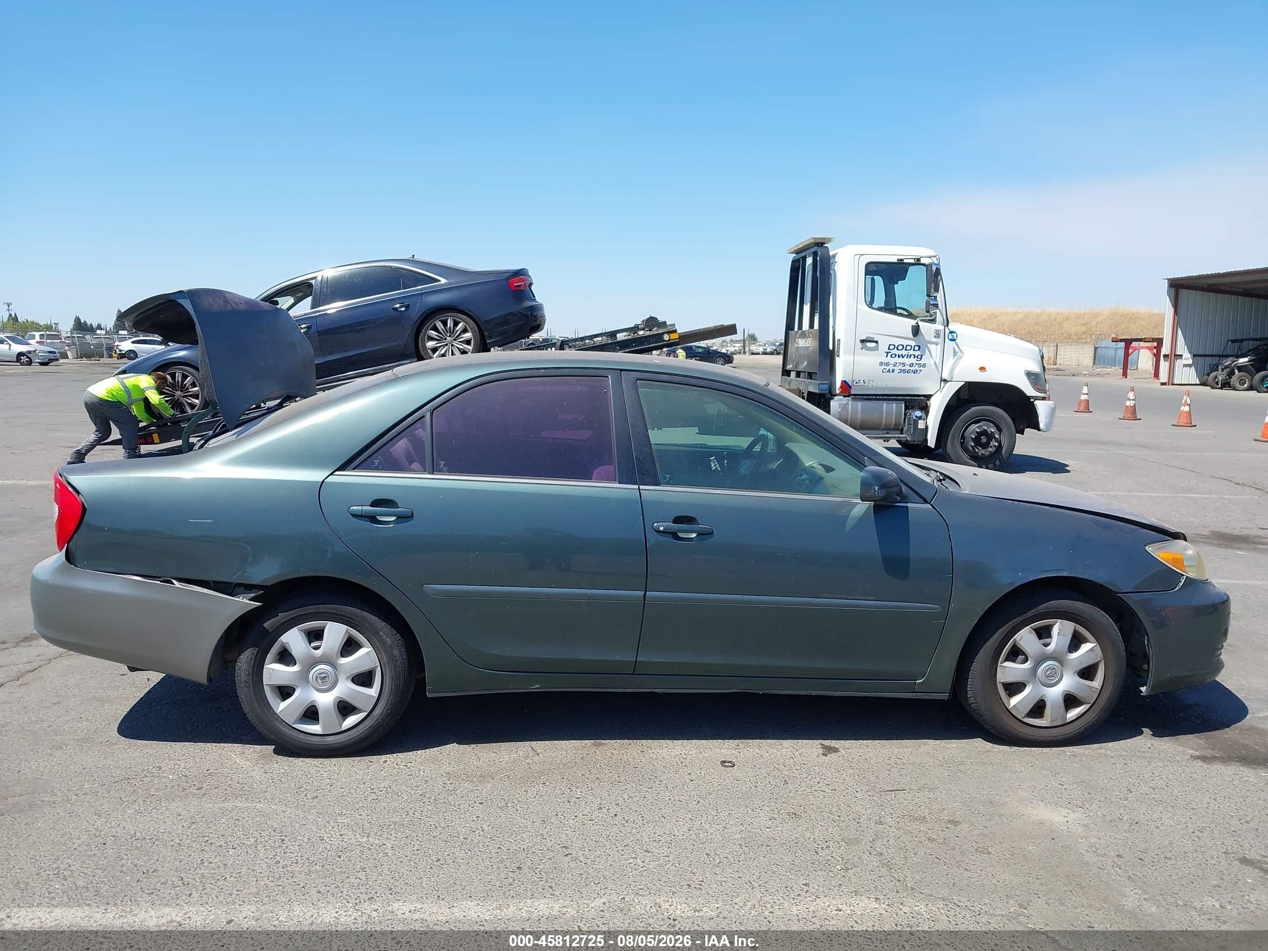 2004 Toyota Camry Le Gray vin: 4T1BE32K34U358603