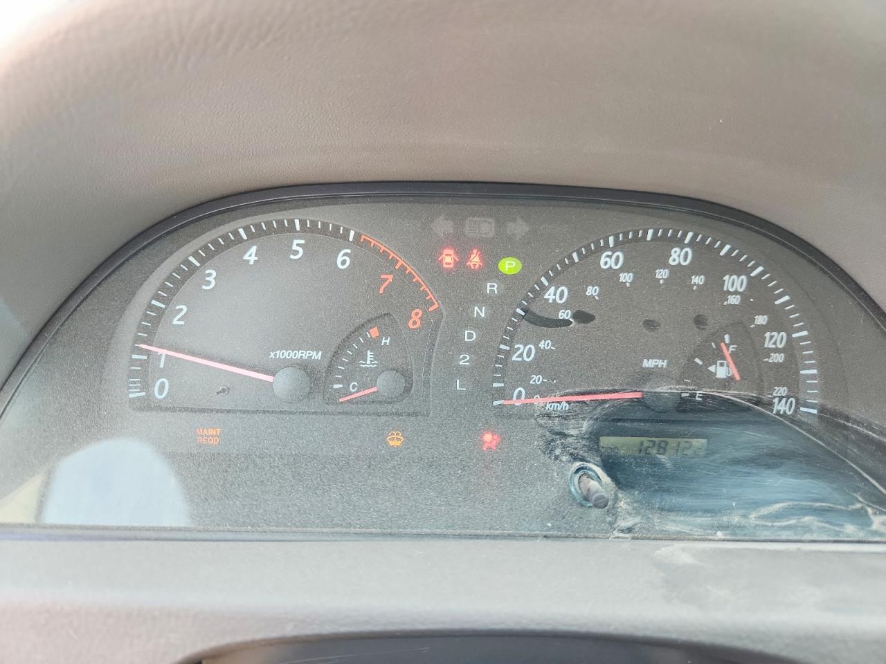 2004 Toyota Camry Le Белый vin: 4T1BE32K34U370489