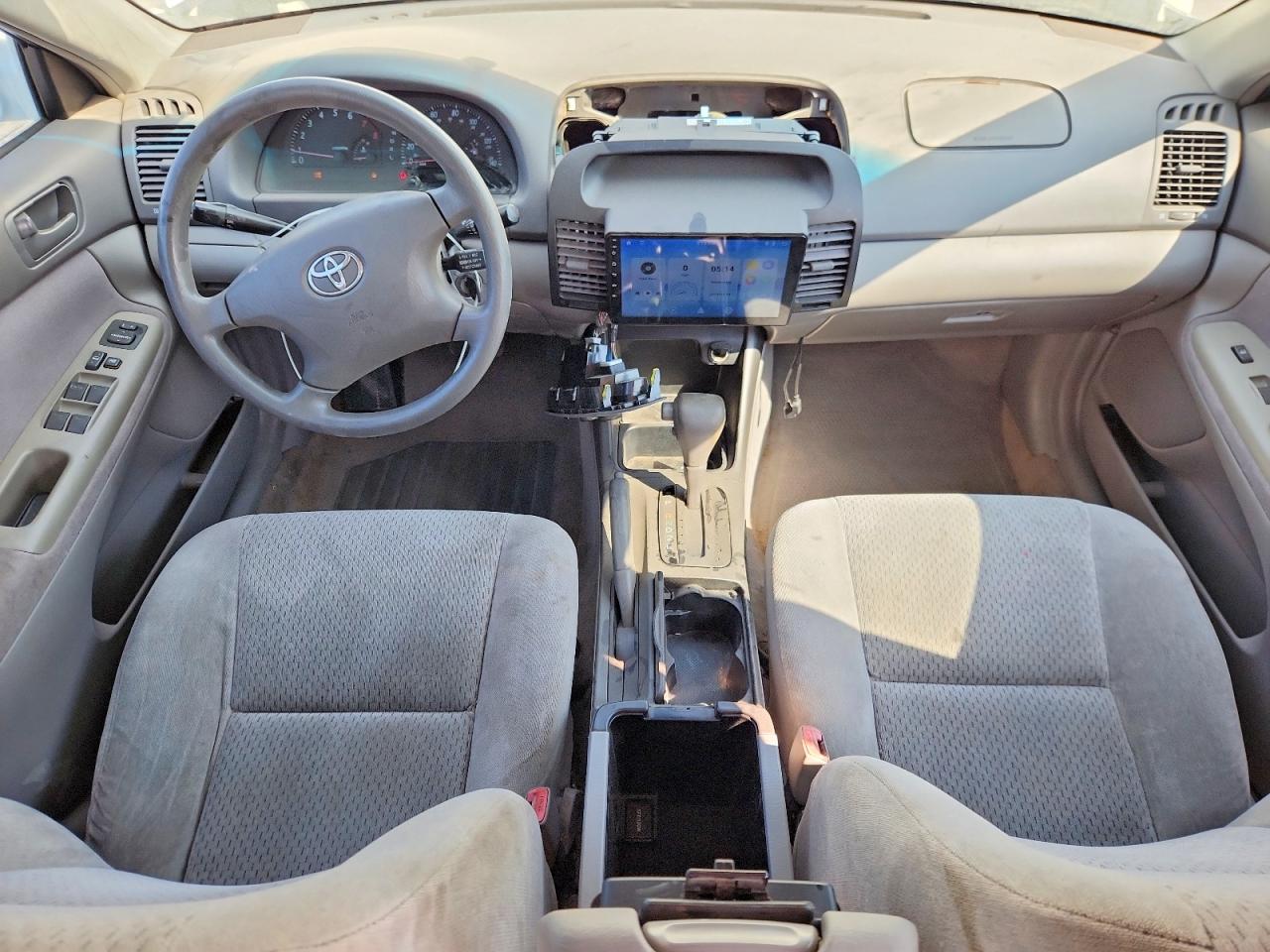 2004 Toyota Camry Le Белый vin: 4T1BE32K34U370489