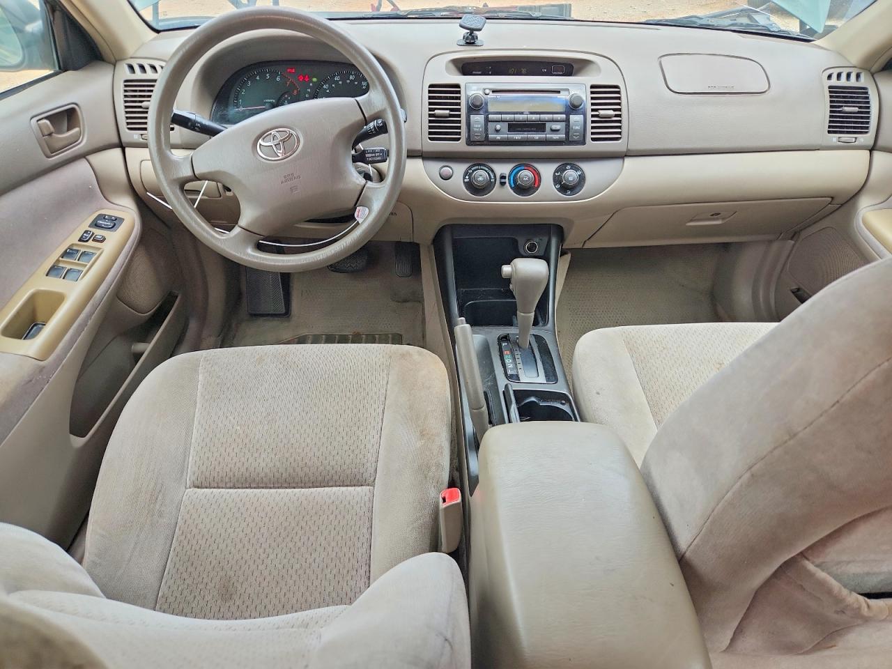 2004 Toyota Camry Le Green vin: 4T1BE32K34U374672