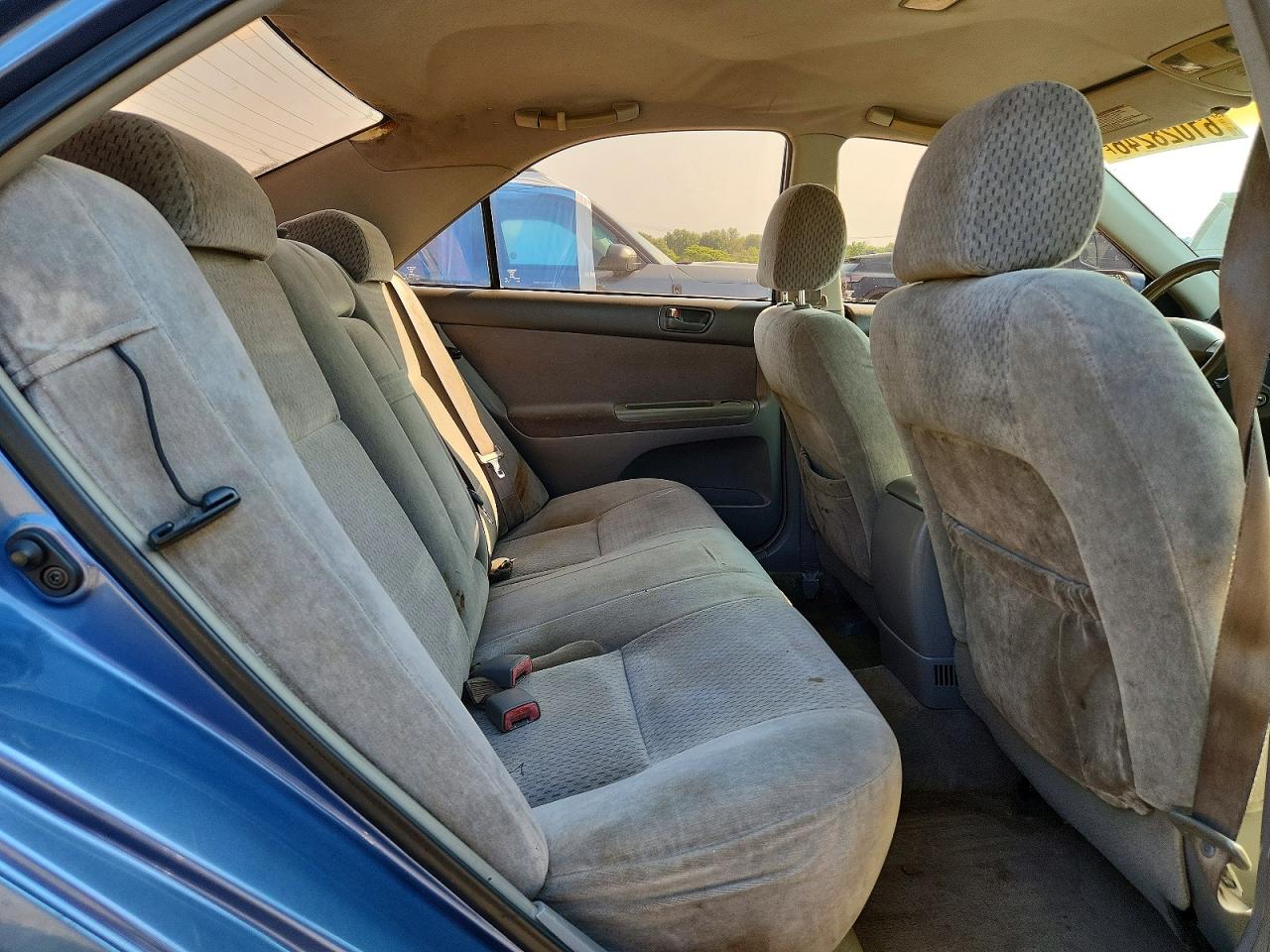 2004 Toyota Camry Le Blue vin: 4T1BE32K34U814891