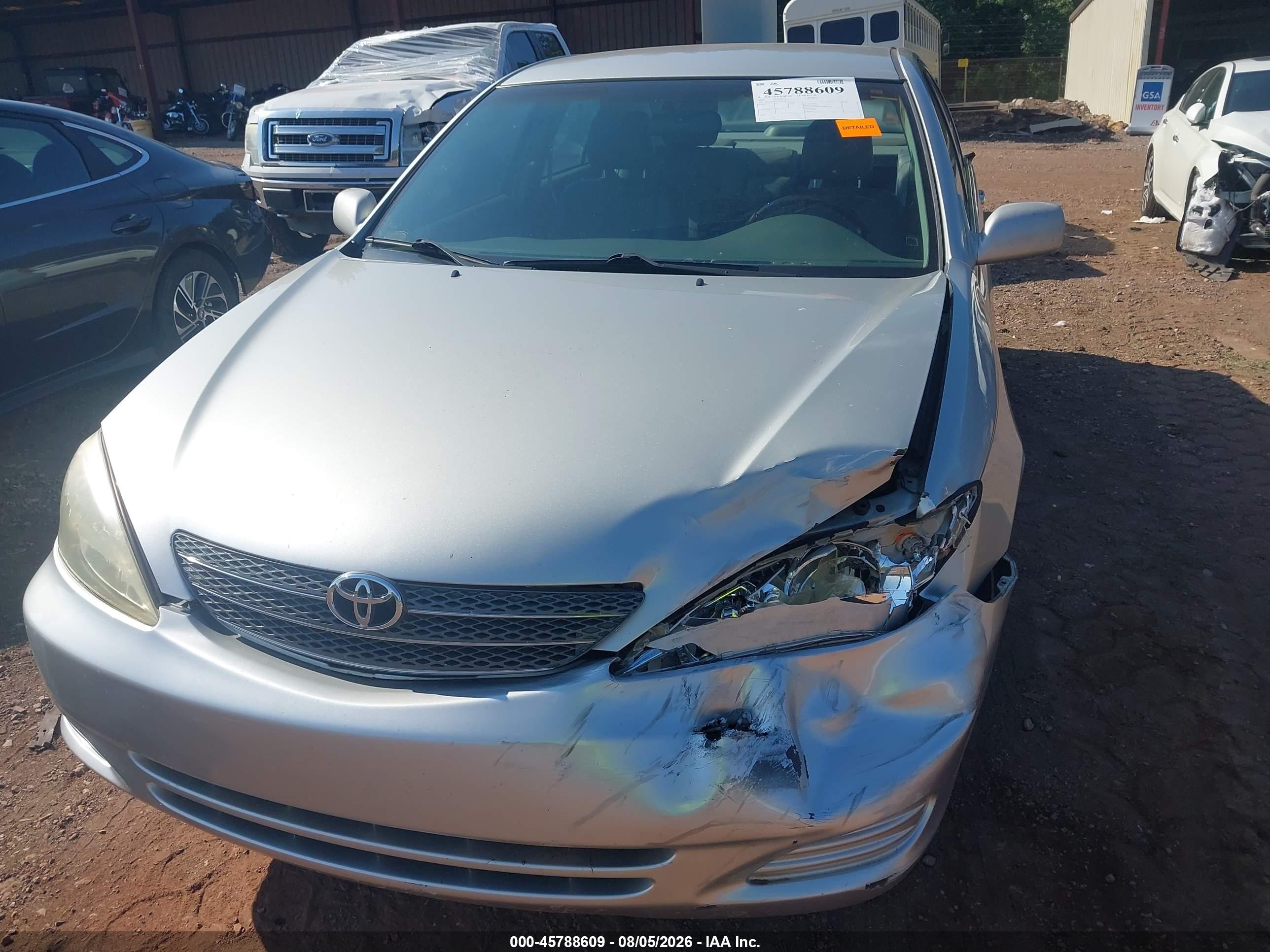 2004 Toyota Camry Le Серебряный vin: 4T1BE32K34U824742