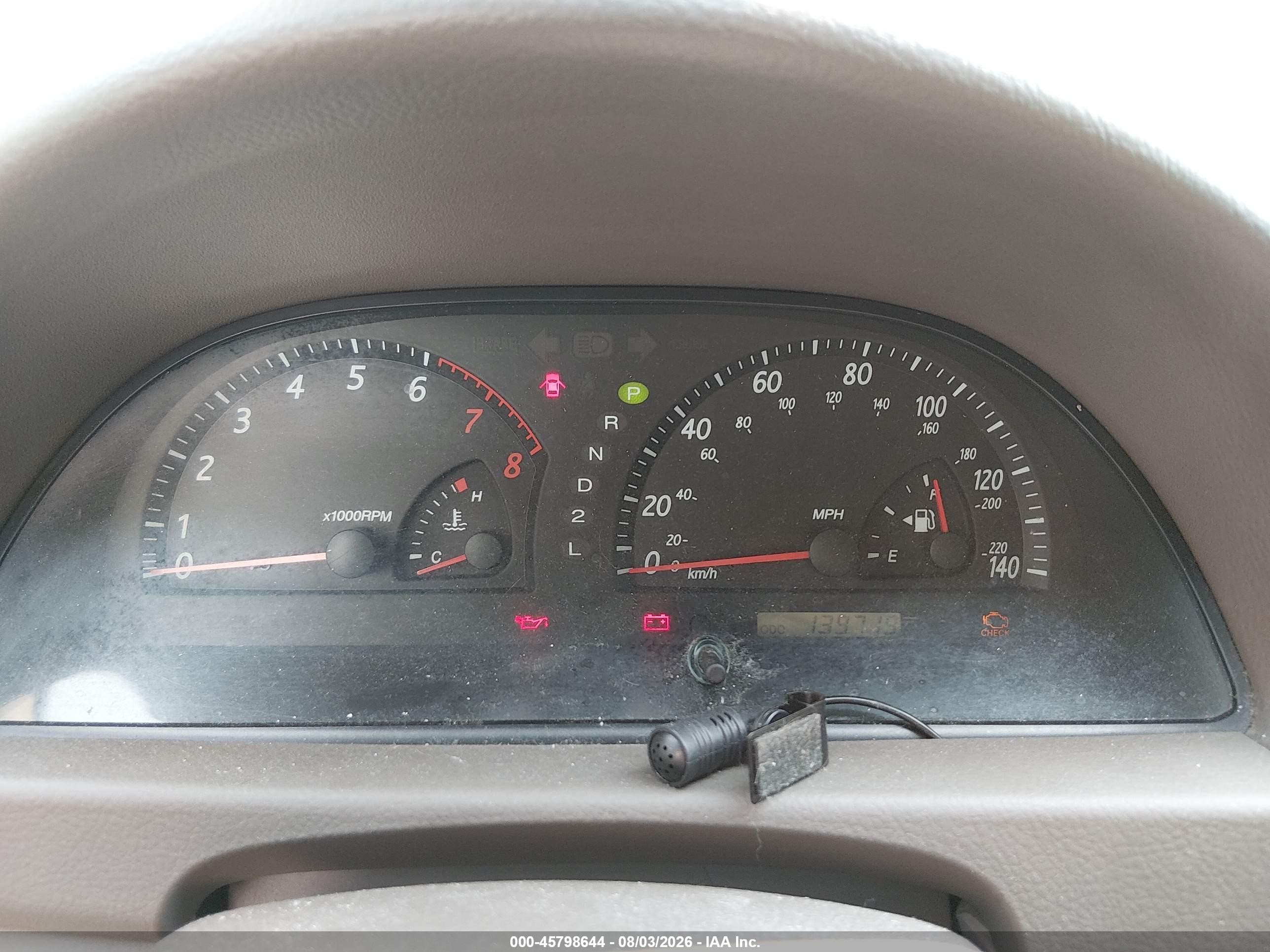 2004 Toyota Camry Xle Gold vin: 4T1BE32K34U827429