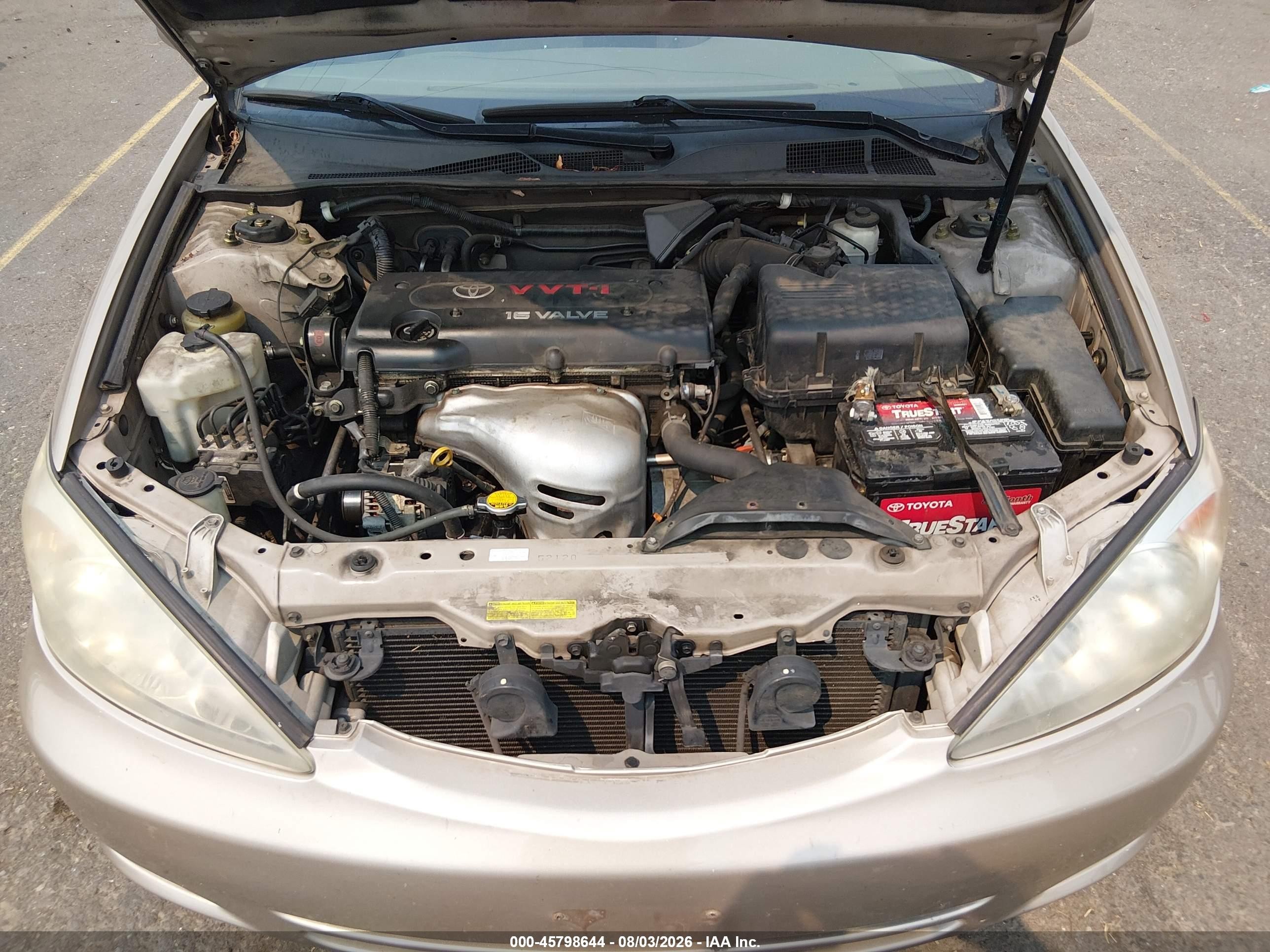 2004 Toyota Camry Xle Gold vin: 4T1BE32K34U827429