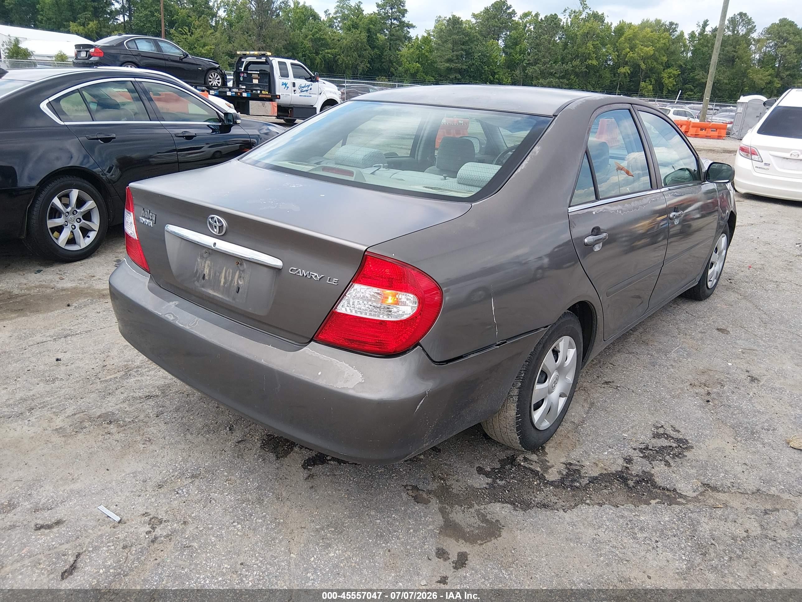 2004 Toyota Camry Le Gray vin: 4T1BE32K34U839676