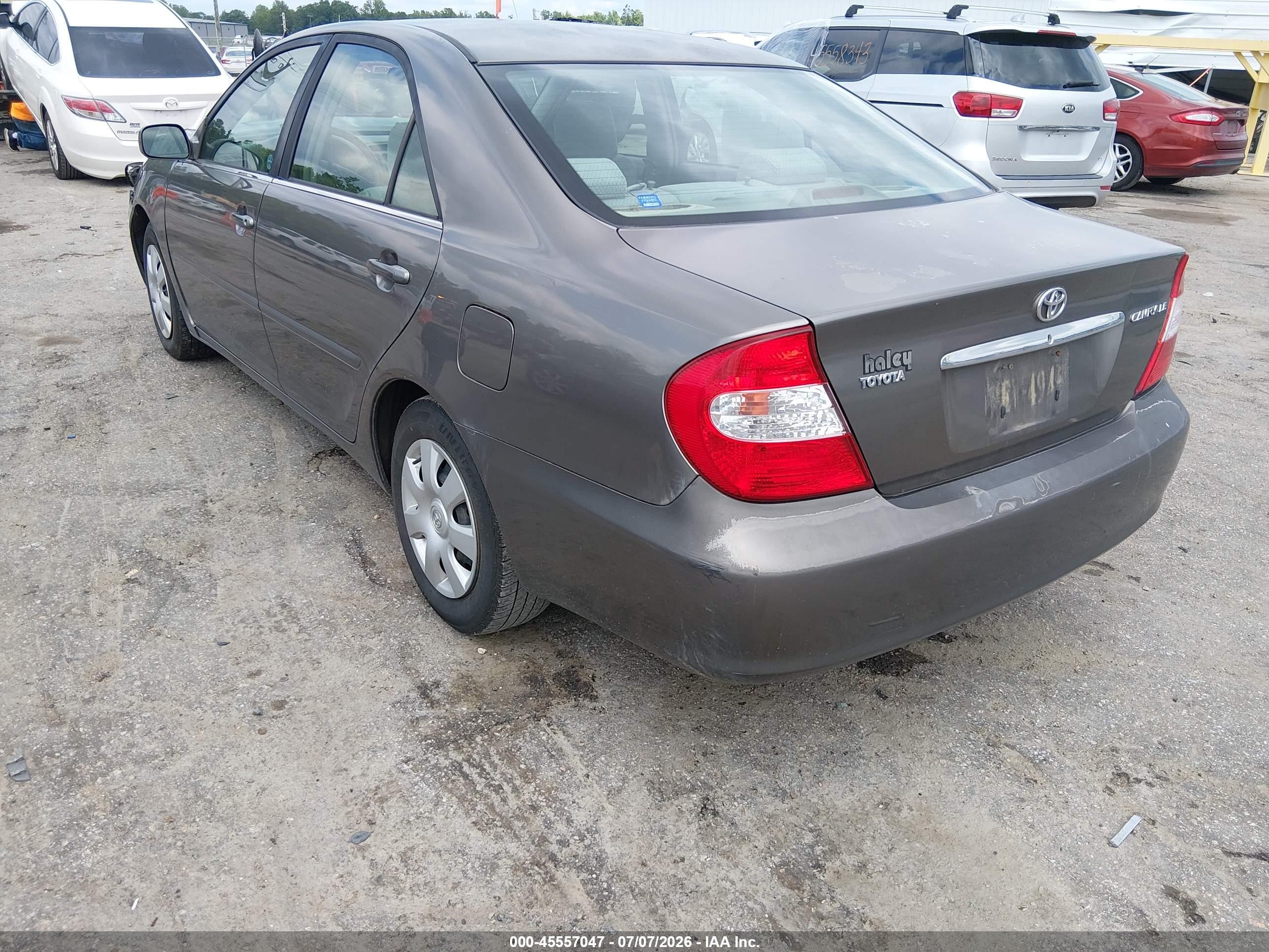 2004 Toyota Camry Le Gray vin: 4T1BE32K34U839676