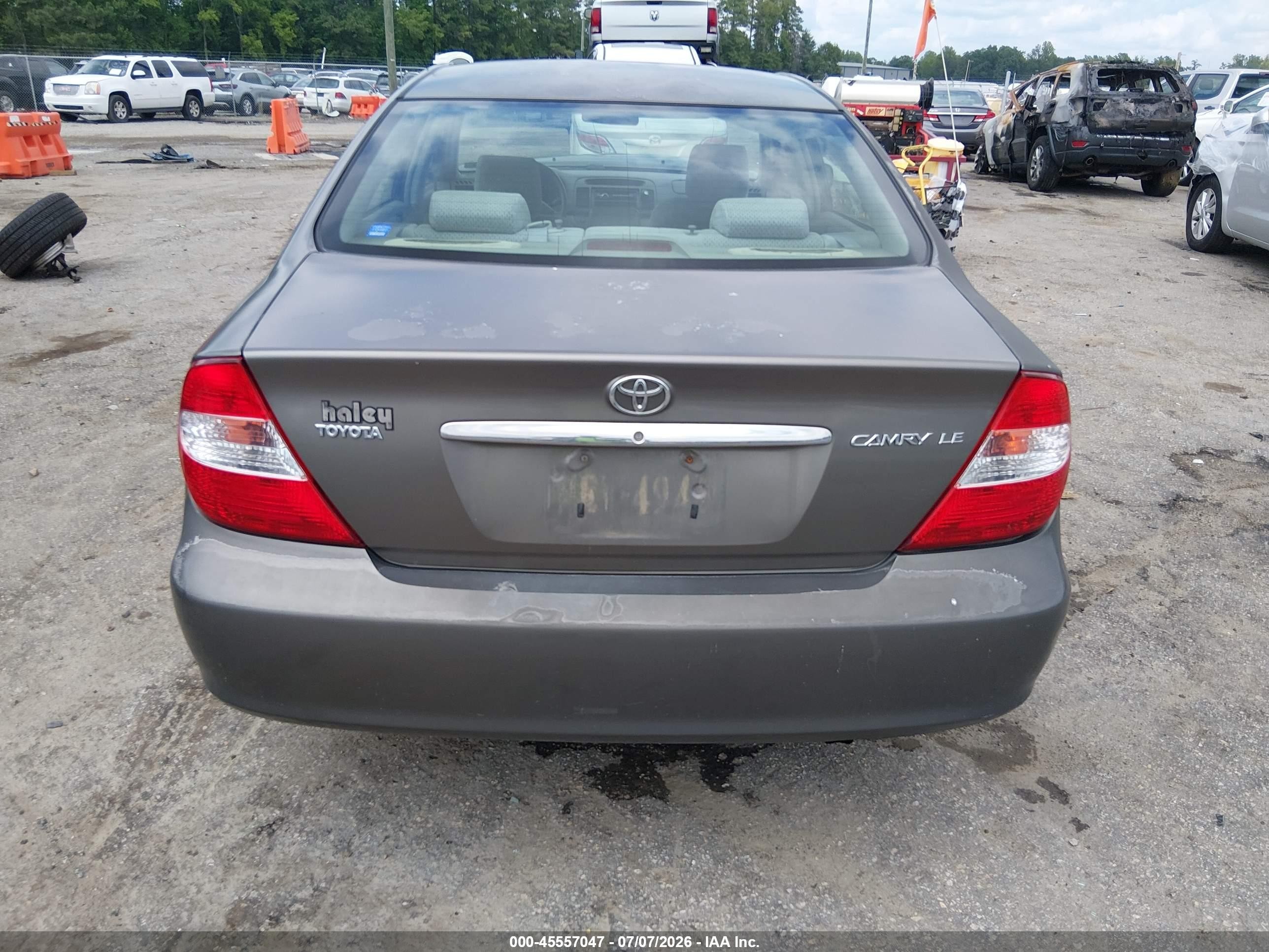 2004 Toyota Camry Le Gray vin: 4T1BE32K34U839676