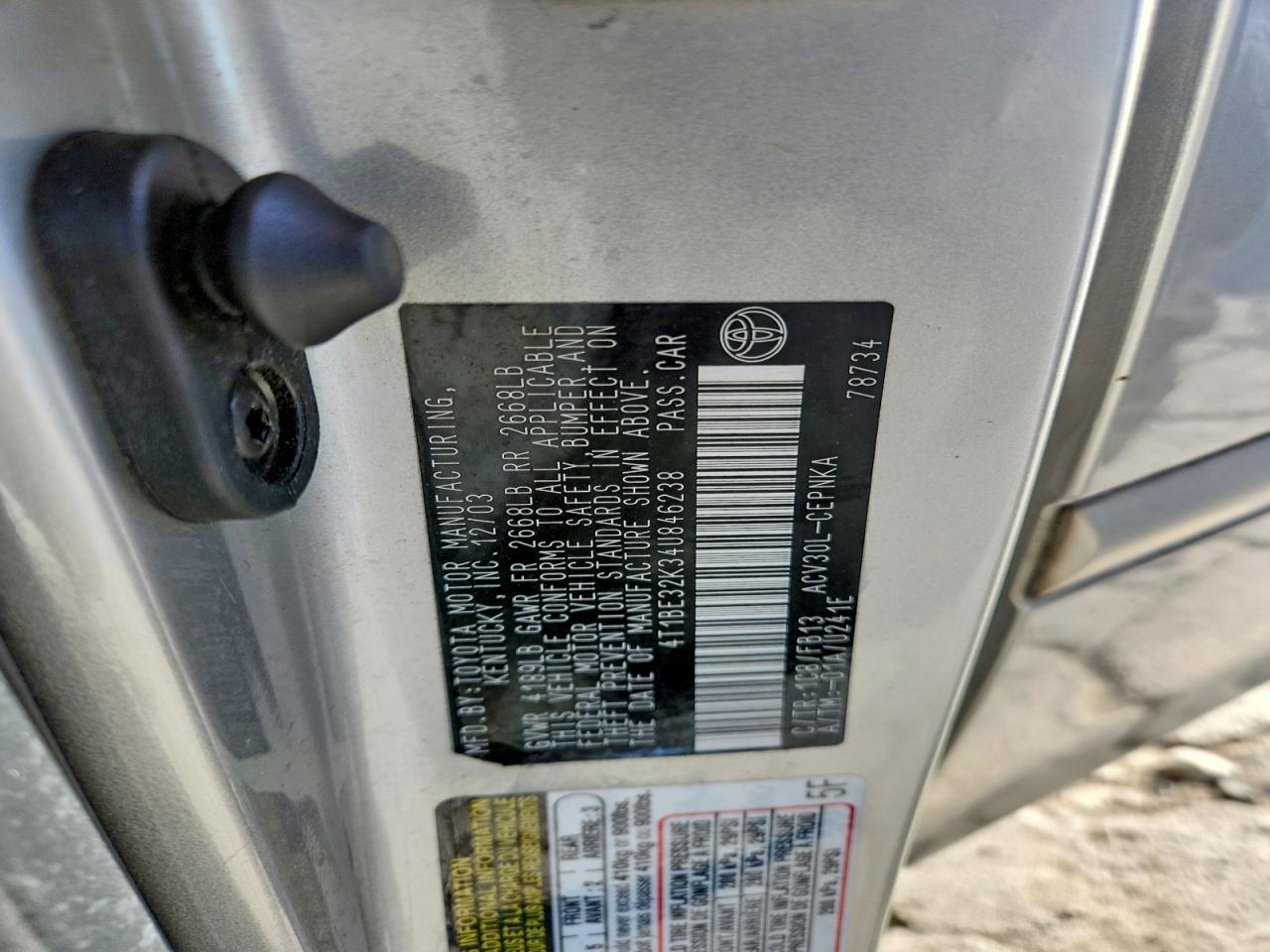 2004 Toyota Camry Le Silver vin: 4T1BE32K34U846238