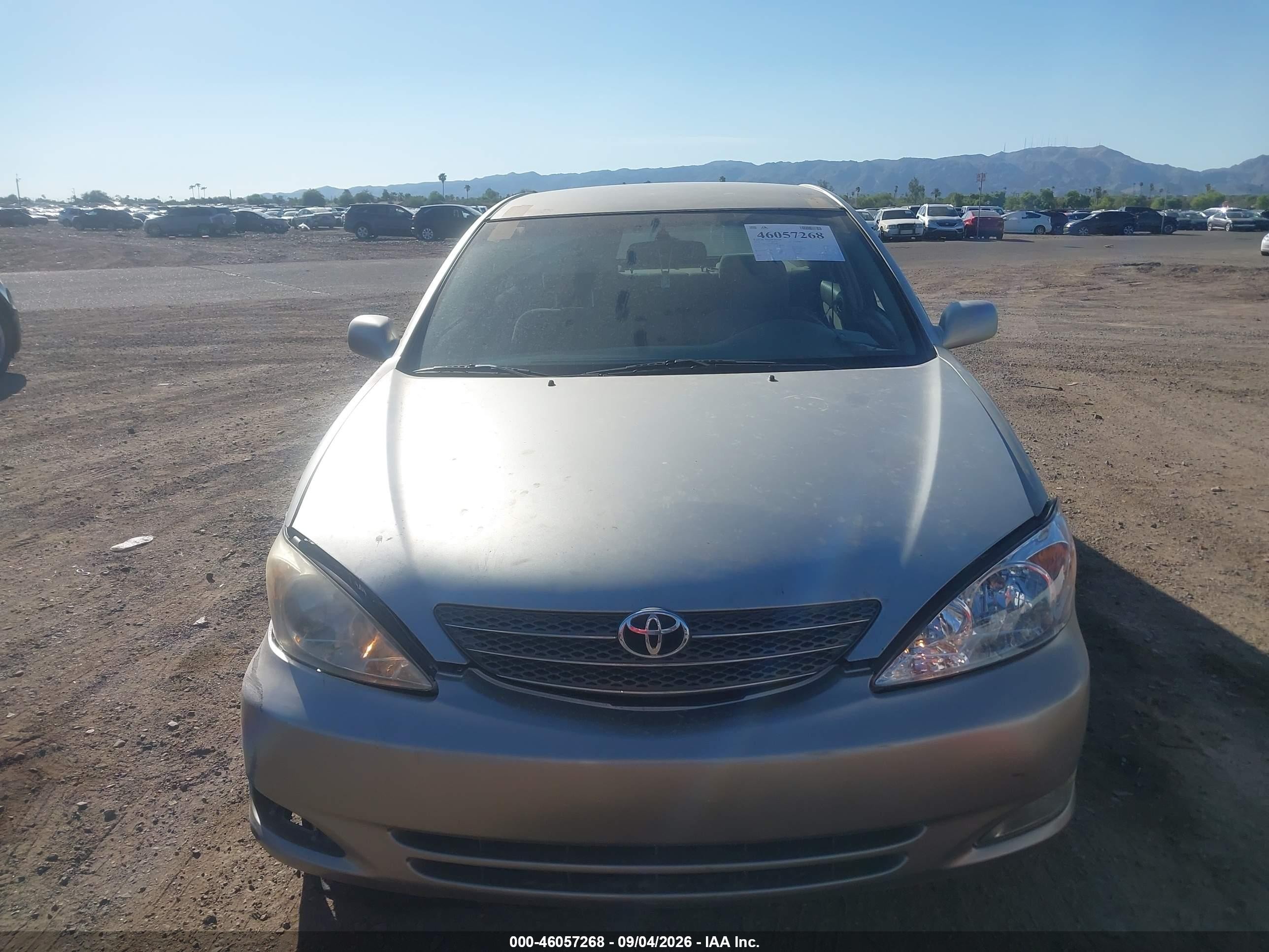 2004 Toyota Camry Xle Tan vin: 4T1BE32K34U850306