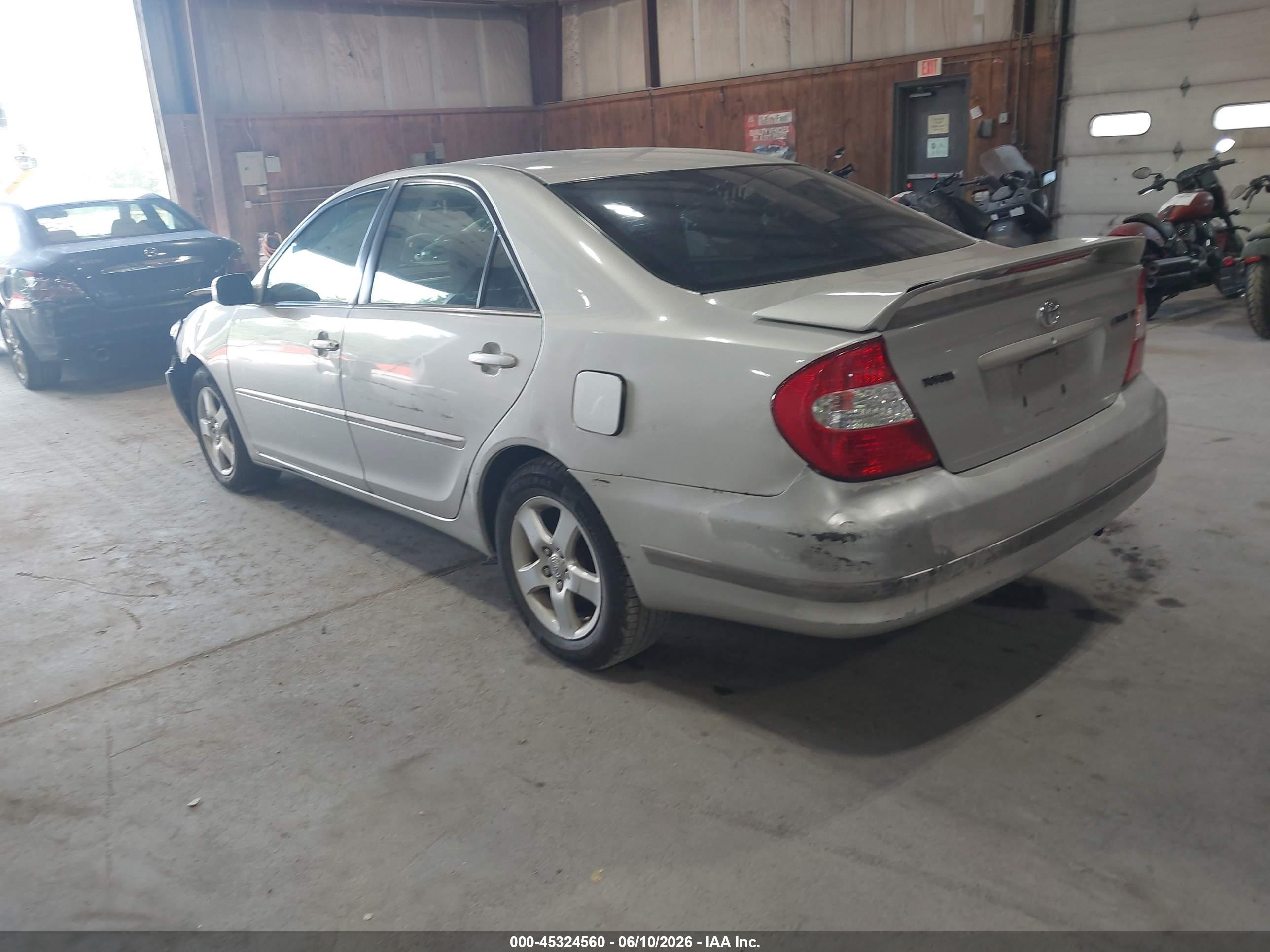 2004 Toyota Camry Se Silver vin: 4T1BE32K34U859166