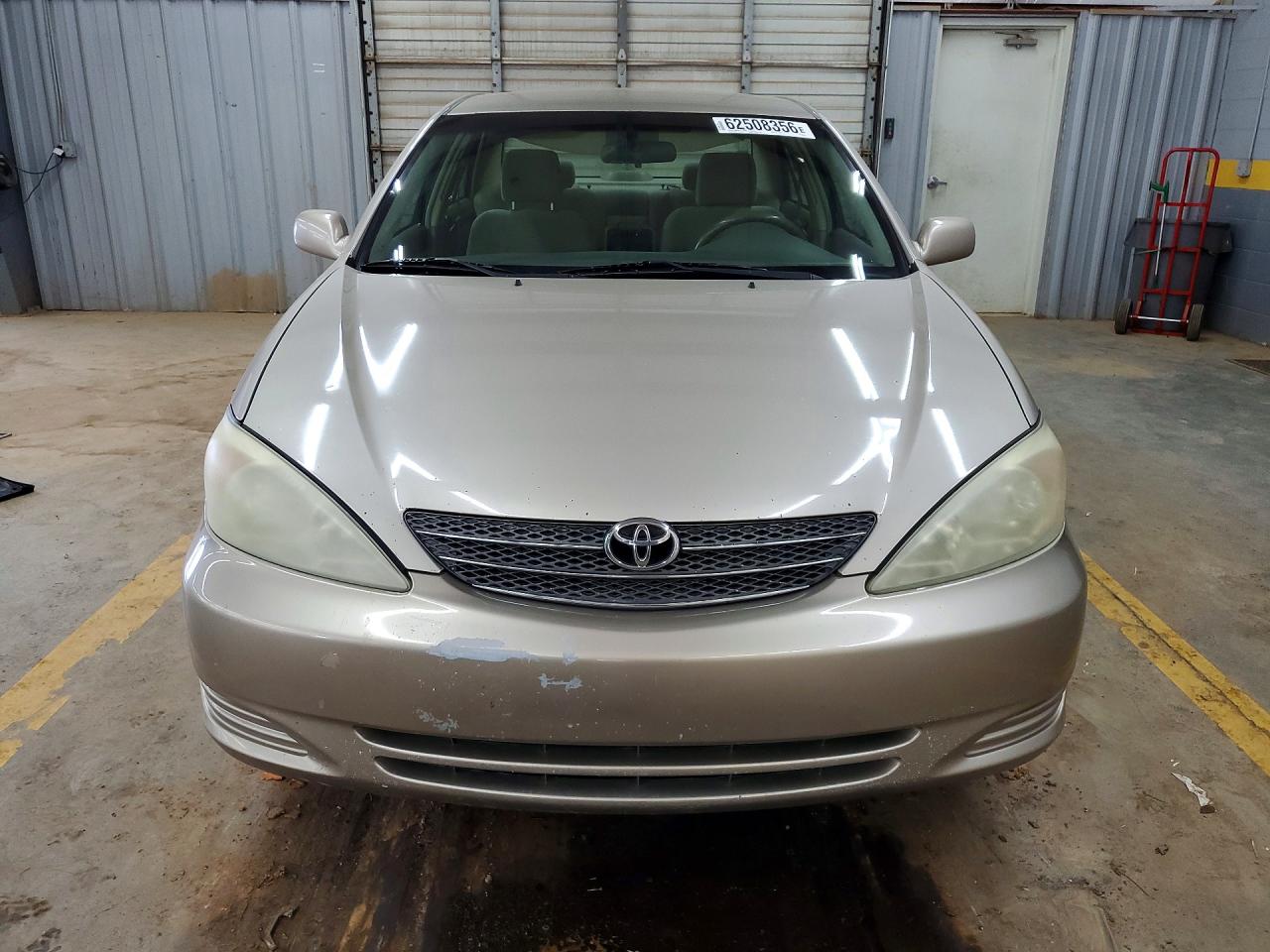 2004 Toyota Camry Le Tan vin: 4T1BE32K34U860544