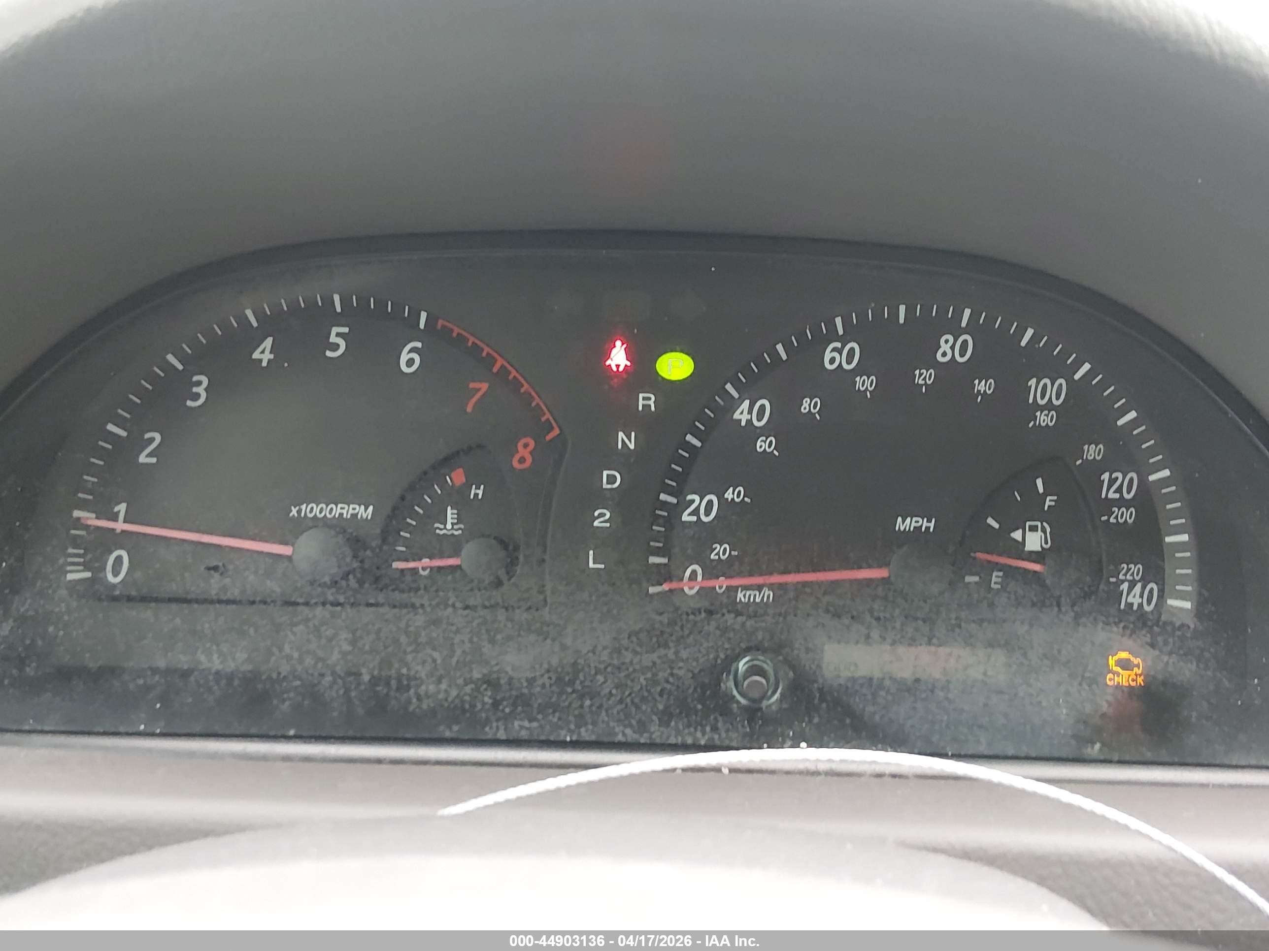 2004 Toyota Camry Xle Silver vin: 4T1BE32K34U929068
