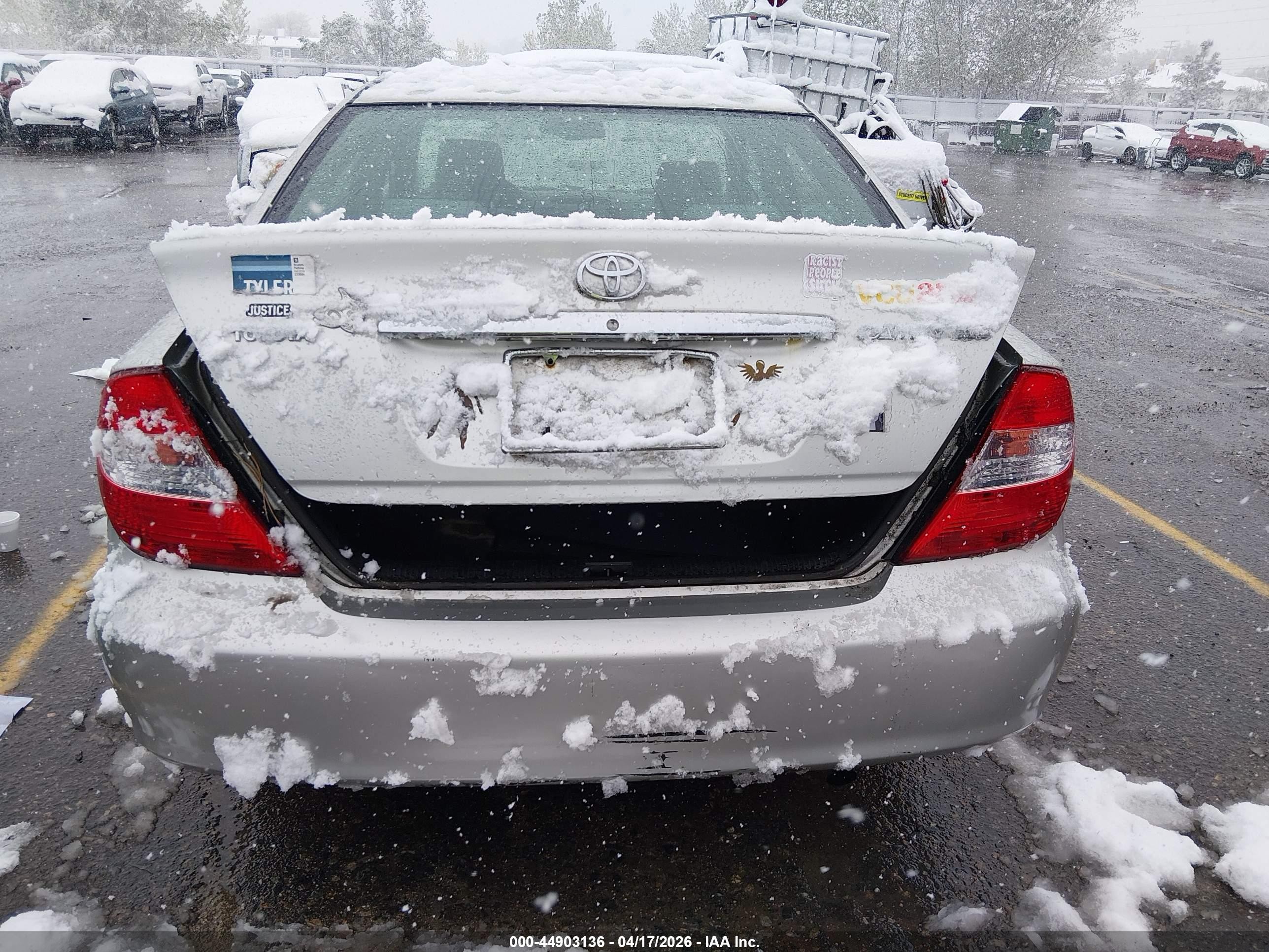 2004 Toyota Camry Xle Silver vin: 4T1BE32K34U929068