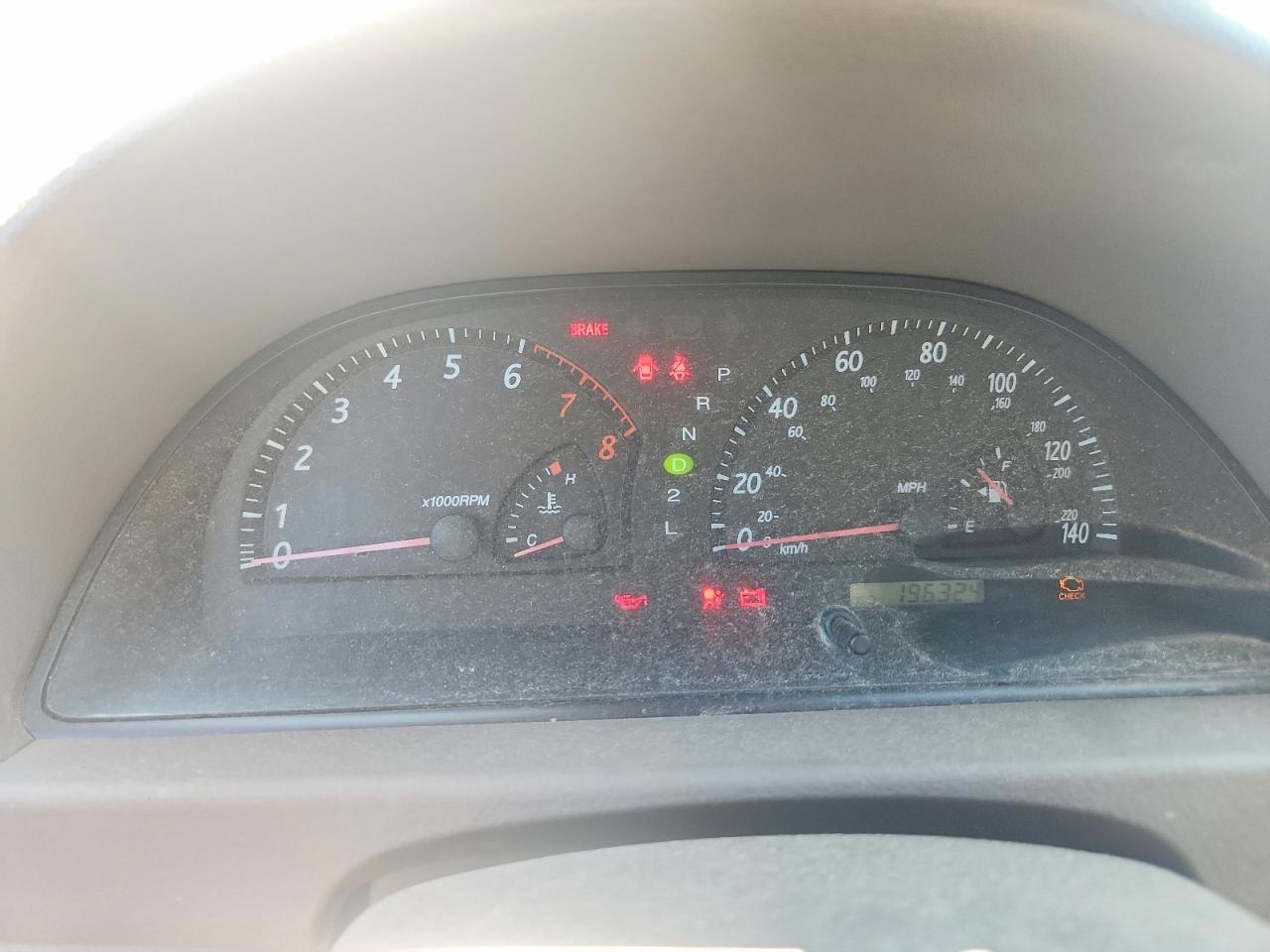 2004 Toyota Camry Le Silver vin: 4T1BE32K34U940216