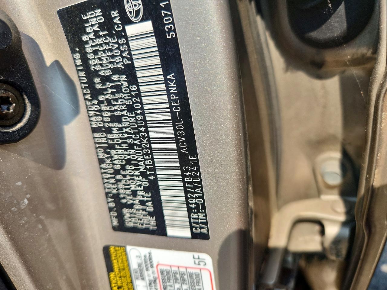 2004 Toyota Camry Le Silver vin: 4T1BE32K34U940216