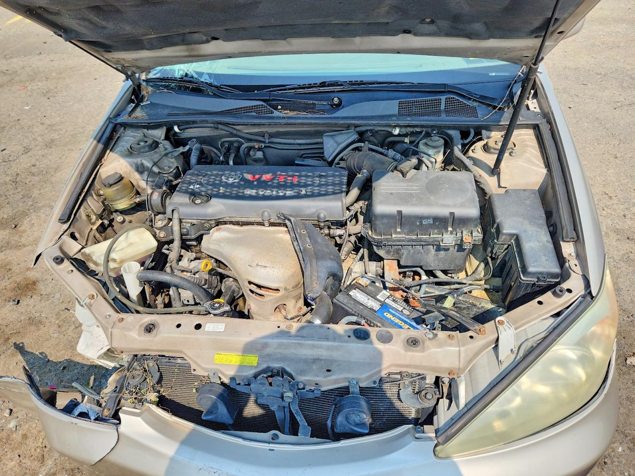 2004 Toyota Camry Le Silver vin: 4T1BE32K34U940216