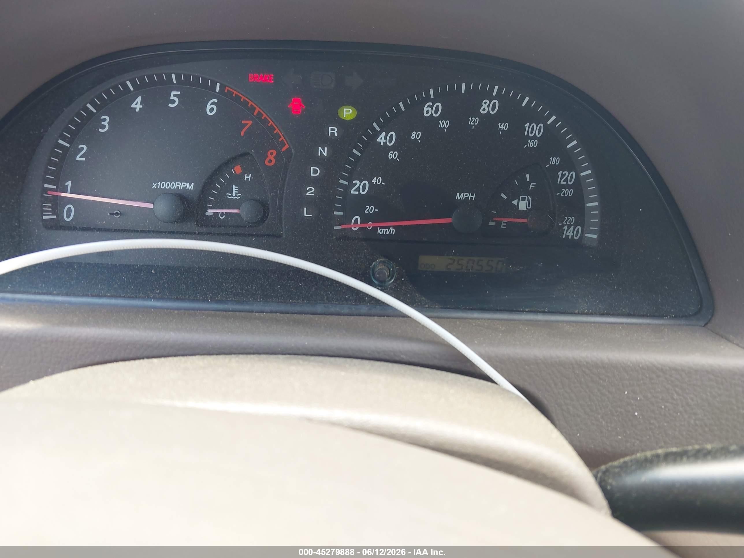 2004 Toyota Camry Std Gold vin: 4T1BE32K34U940393
