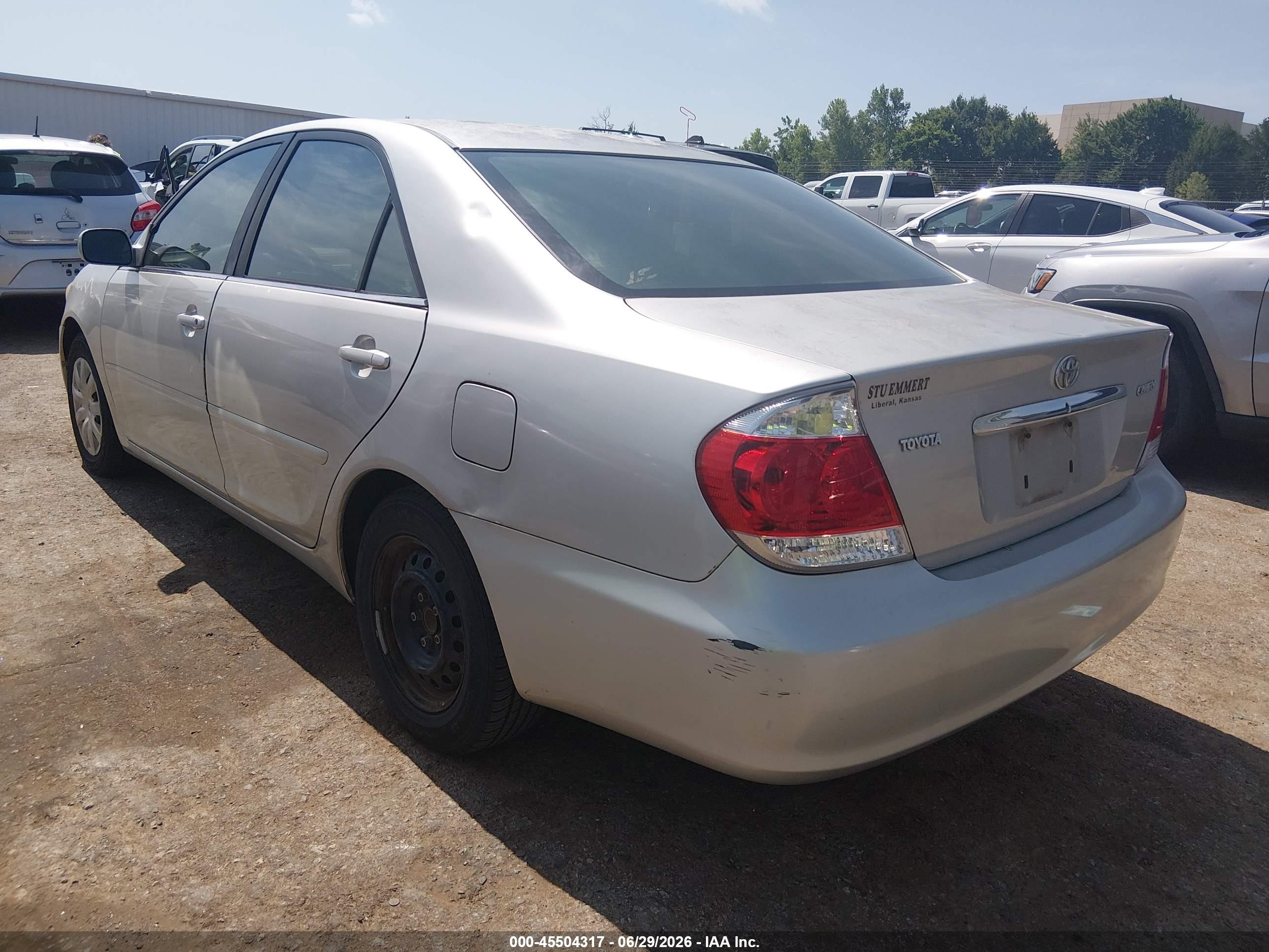 2005 Toyota Camry Std Silver vin: 4T1BE32K35U001634