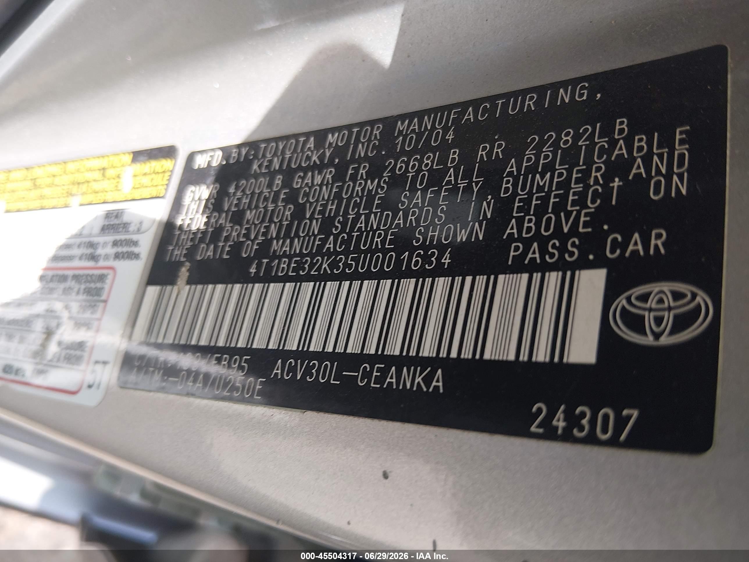 2005 Toyota Camry Std Silver vin: 4T1BE32K35U001634