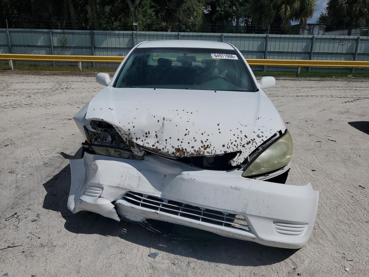 2005 Toyota Camry White vin: 4T1BE32K35U015923