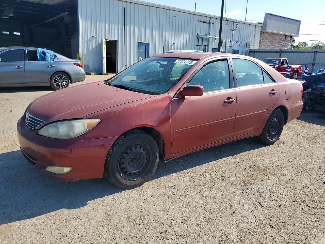 2005 Toyota Camry Le Red vin: 4T1BE32K35U018871