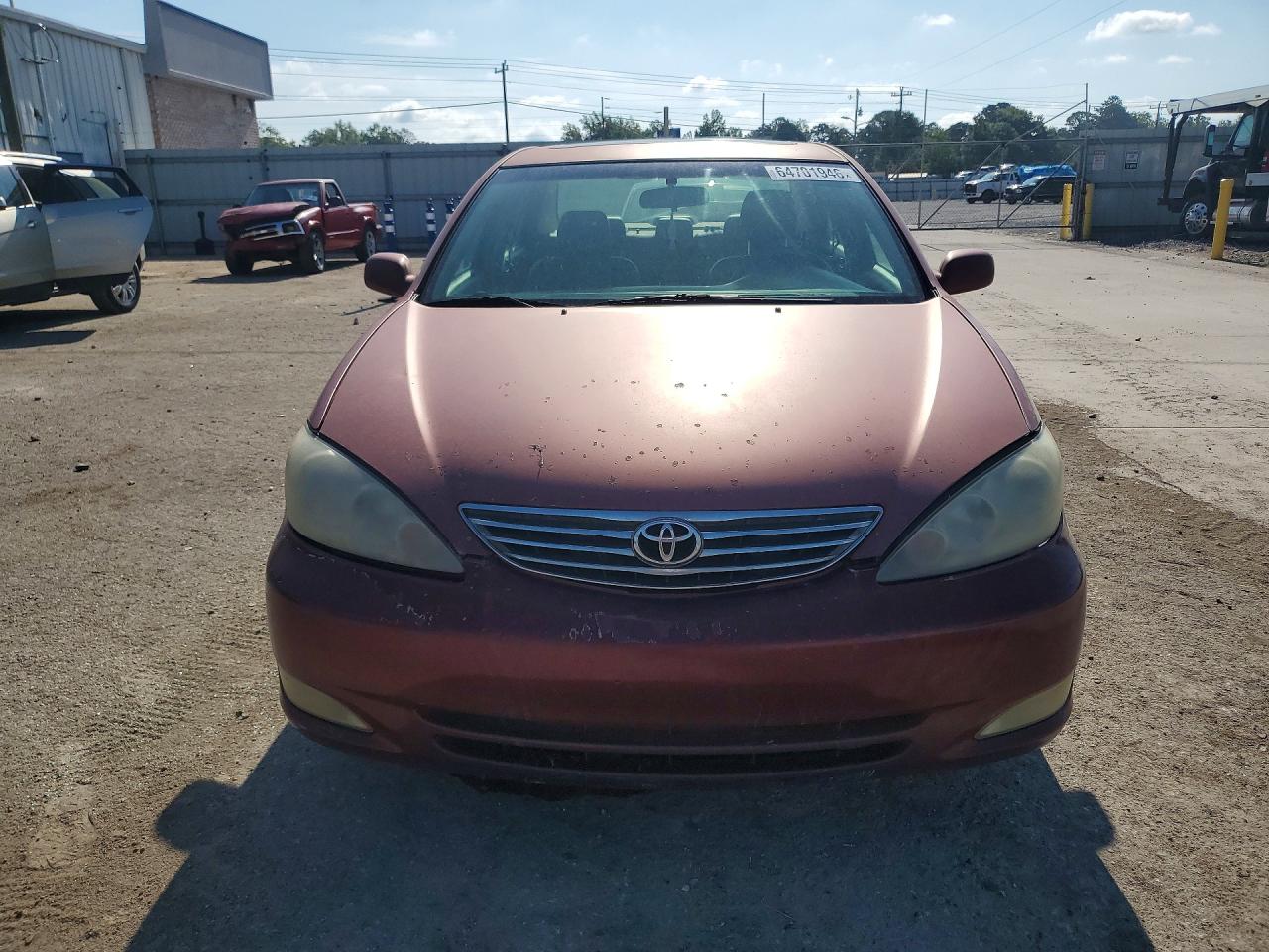 2005 Toyota Camry Le Red vin: 4T1BE32K35U018871