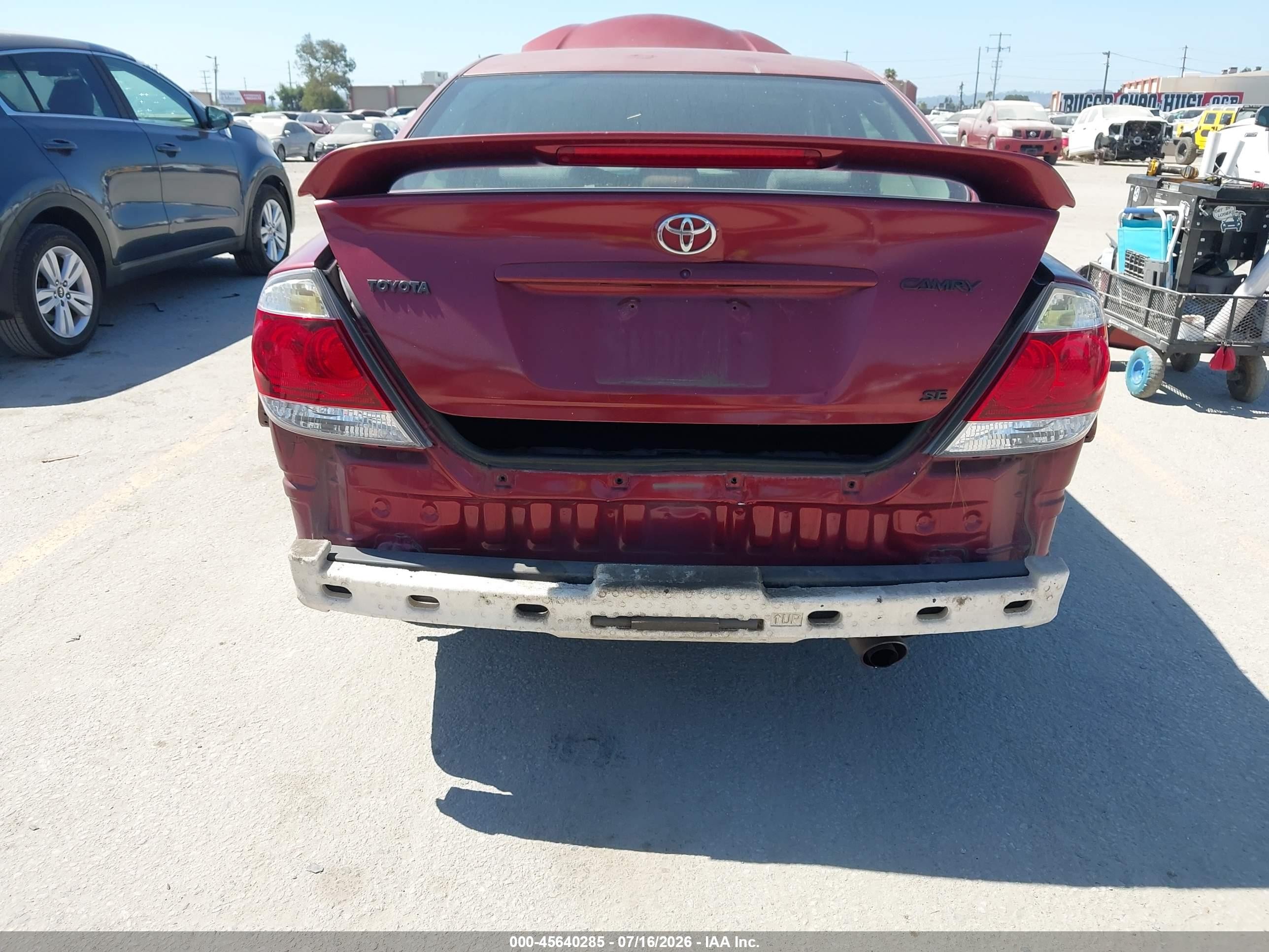 2005 Toyota Camry Se Red vin: 4T1BE32K35U054379