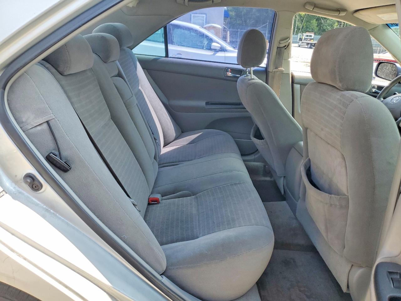 2005 Toyota Camry Standard Silver vin: 4T1BE32K35U057007