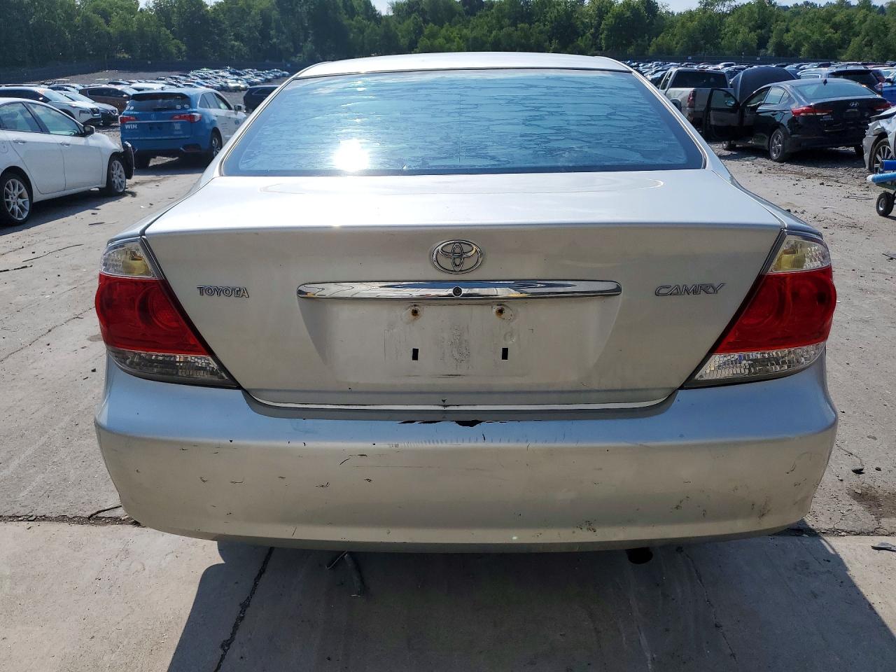2005 Toyota Camry Standard Silver vin: 4T1BE32K35U057007