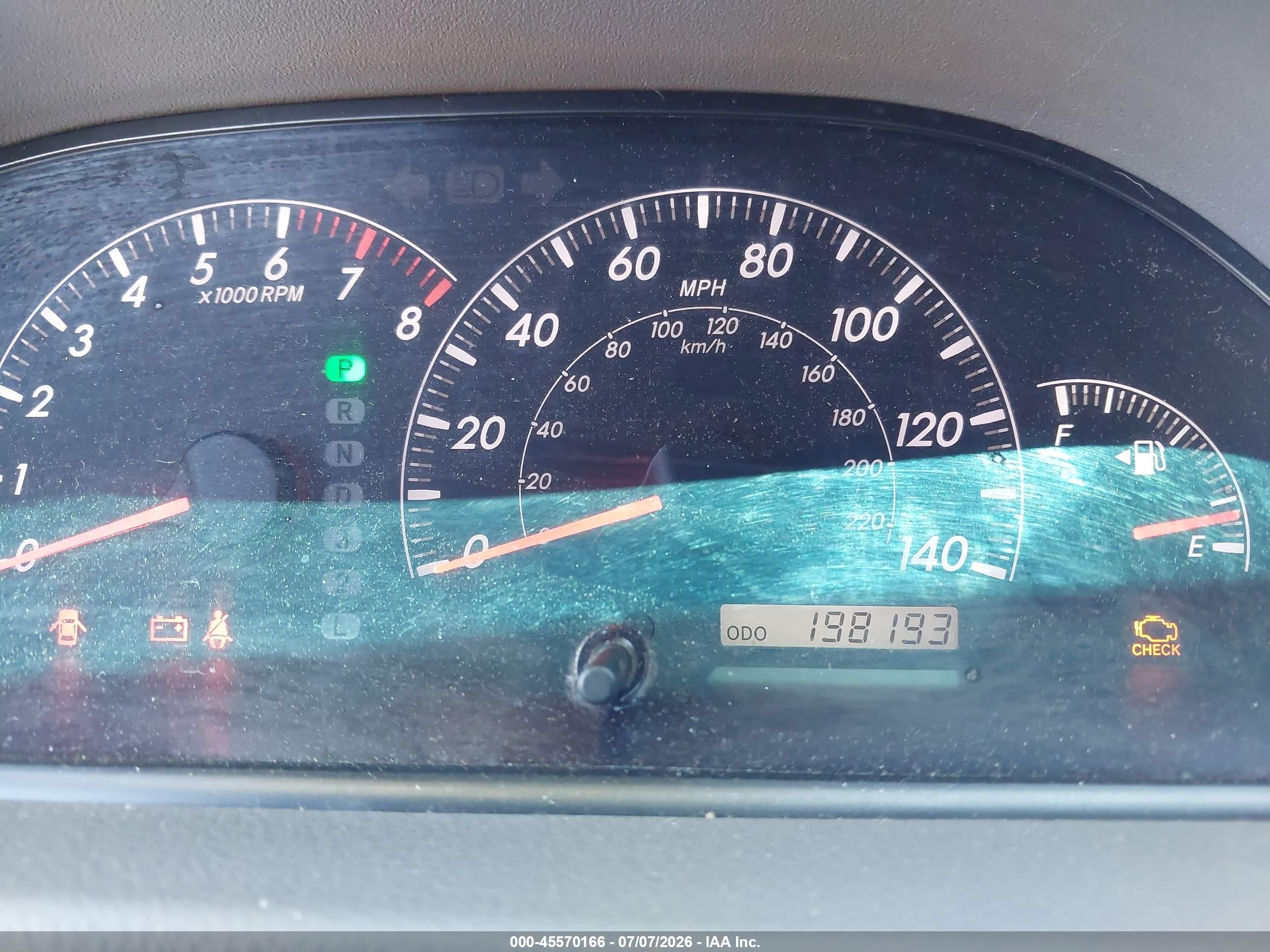 2005 Toyota Camry Le Silver vin: 4T1BE32K35U059811