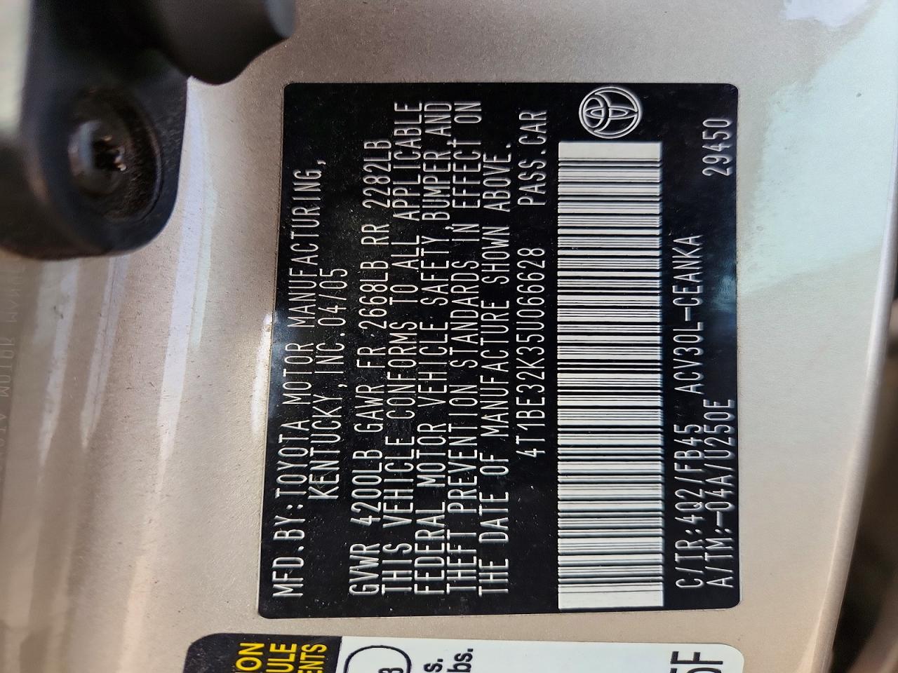 2005 Toyota Camry Le Tan vin: 4T1BE32K35U066628