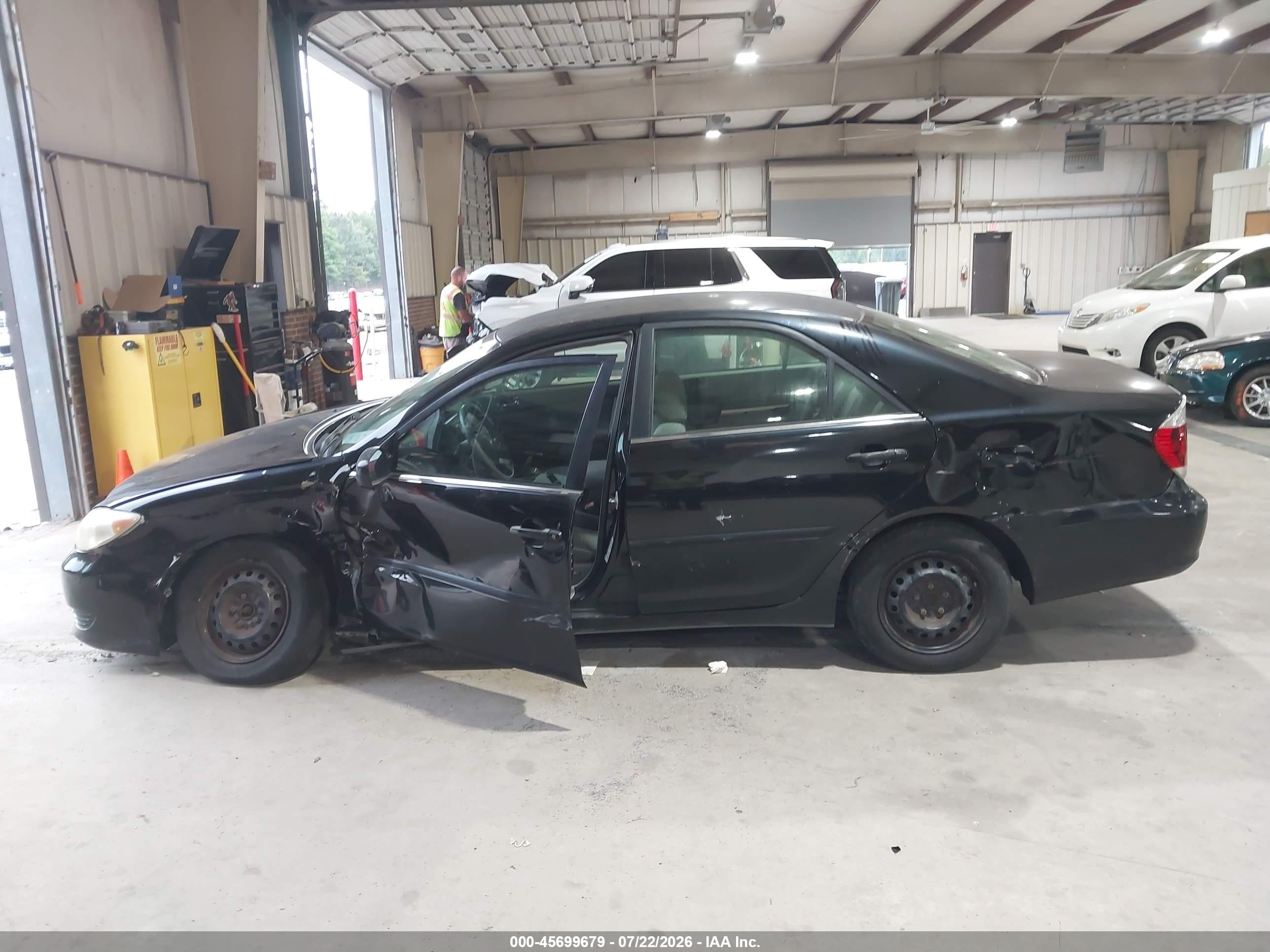 2005 Toyota Camry Le Black vin: 4T1BE32K35U068640