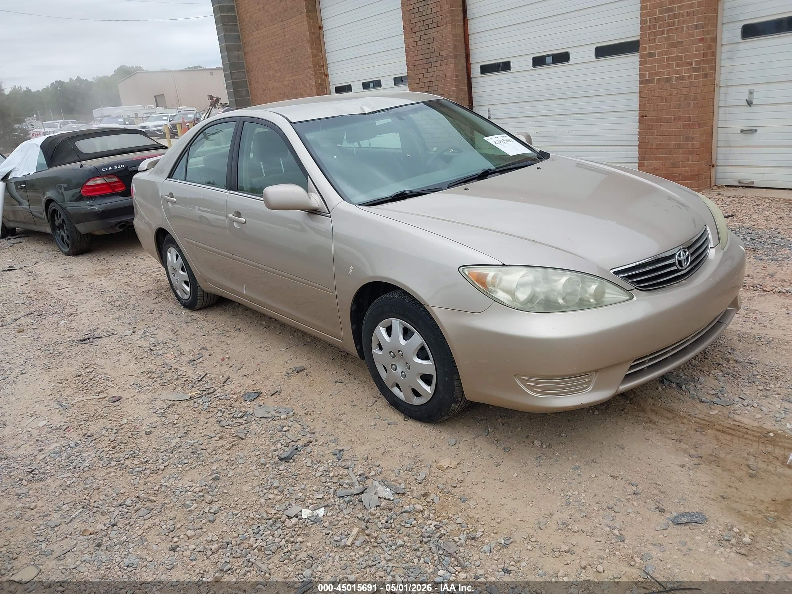 2005 Toyota Camry Le/se/std/xle Gold vin: 4T1BE32K35U098799