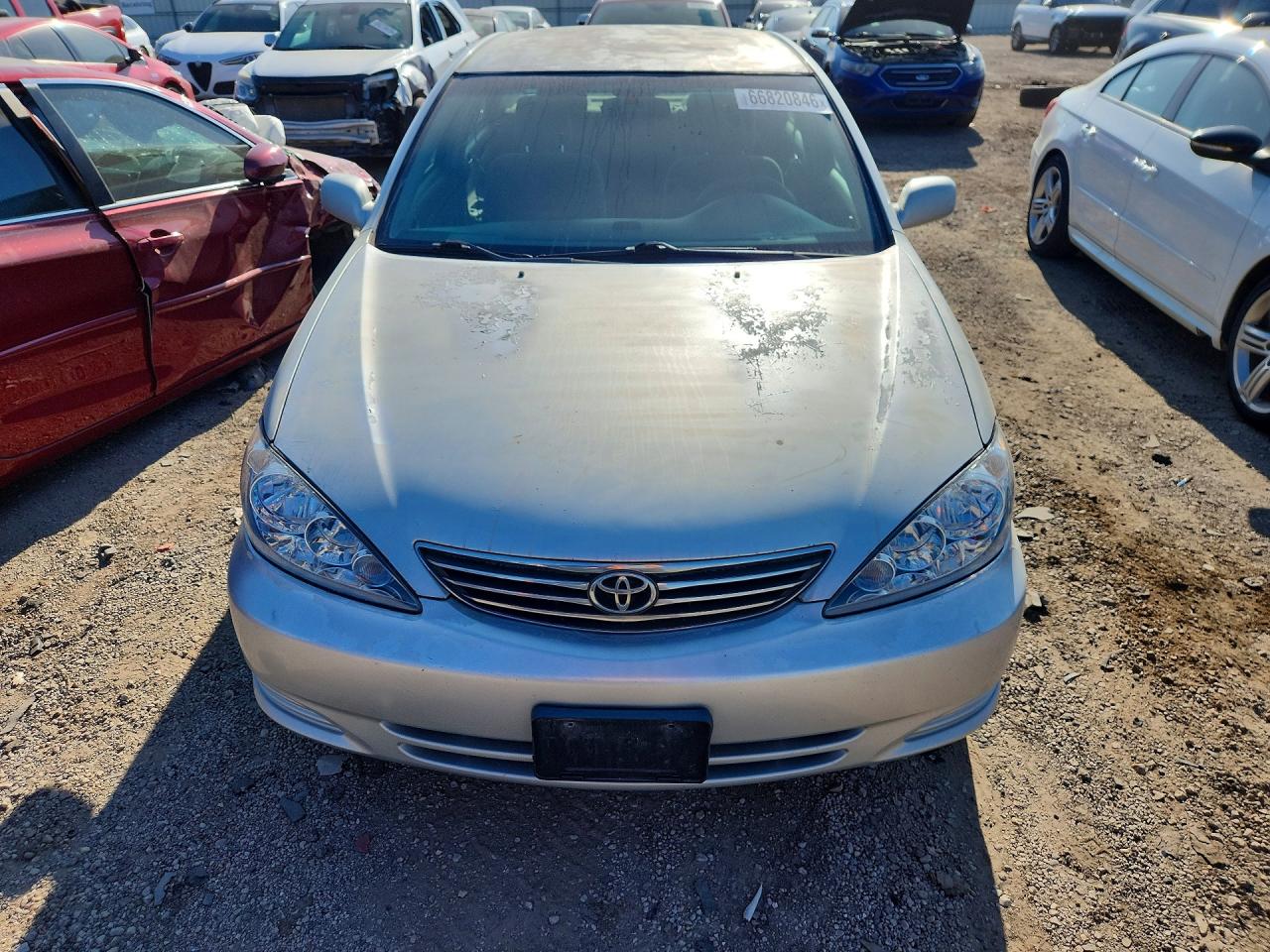 2005 Toyota Camry Le Silver vin: 4T1BE32K35U509439