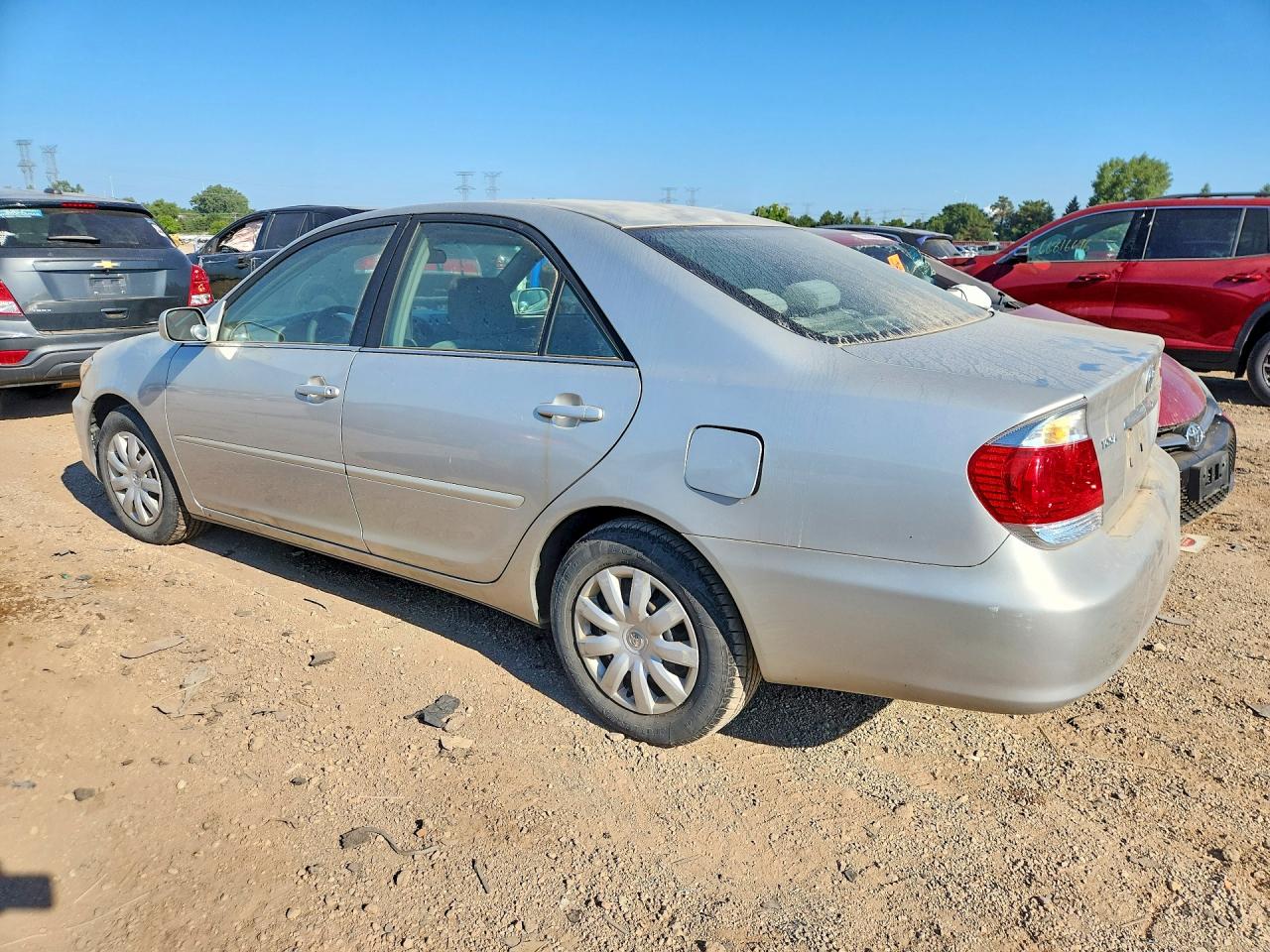2005 Toyota Camry Le Silver vin: 4T1BE32K35U509439