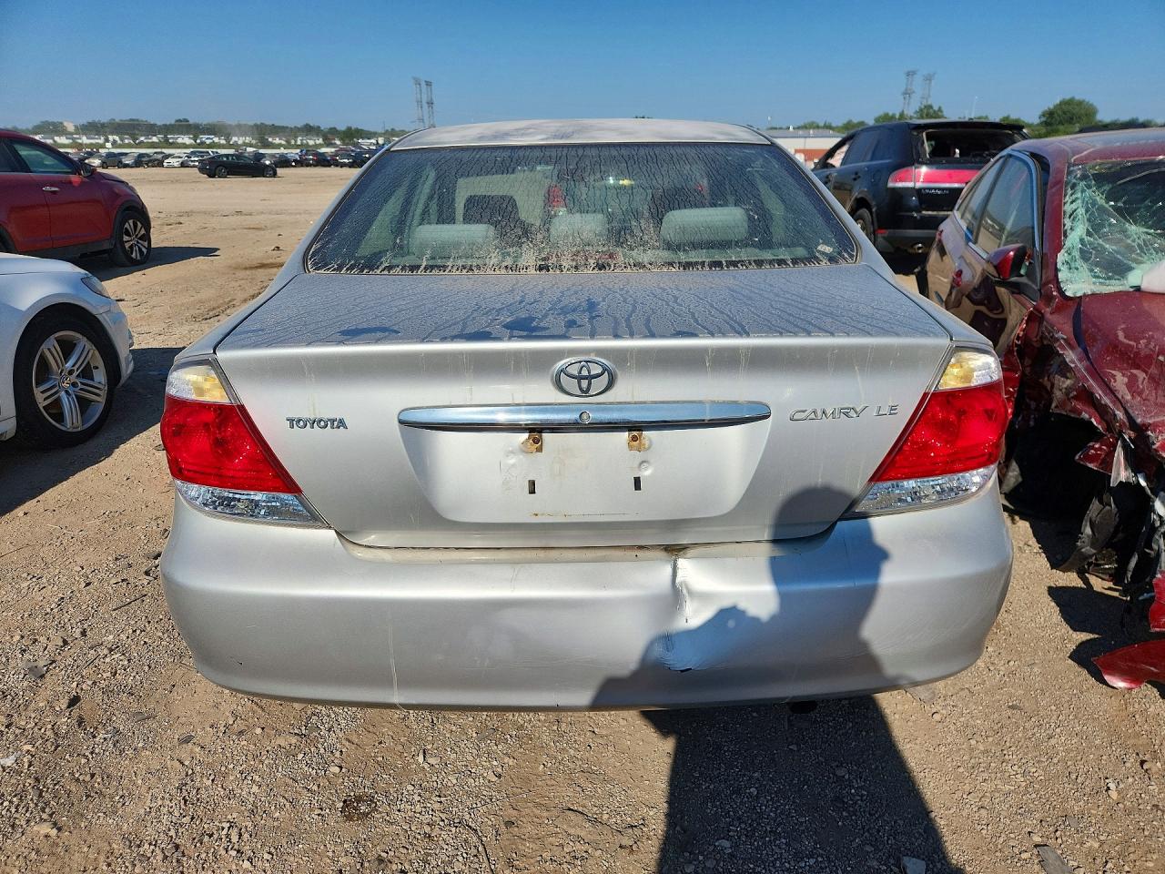 2005 Toyota Camry Le Silver vin: 4T1BE32K35U509439