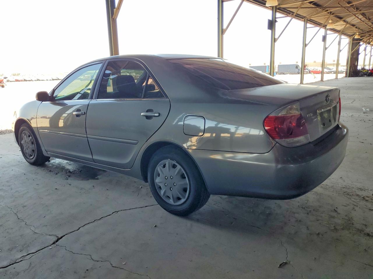 2005 Toyota Camry Le Серый vin: 4T1BE32K35U552470