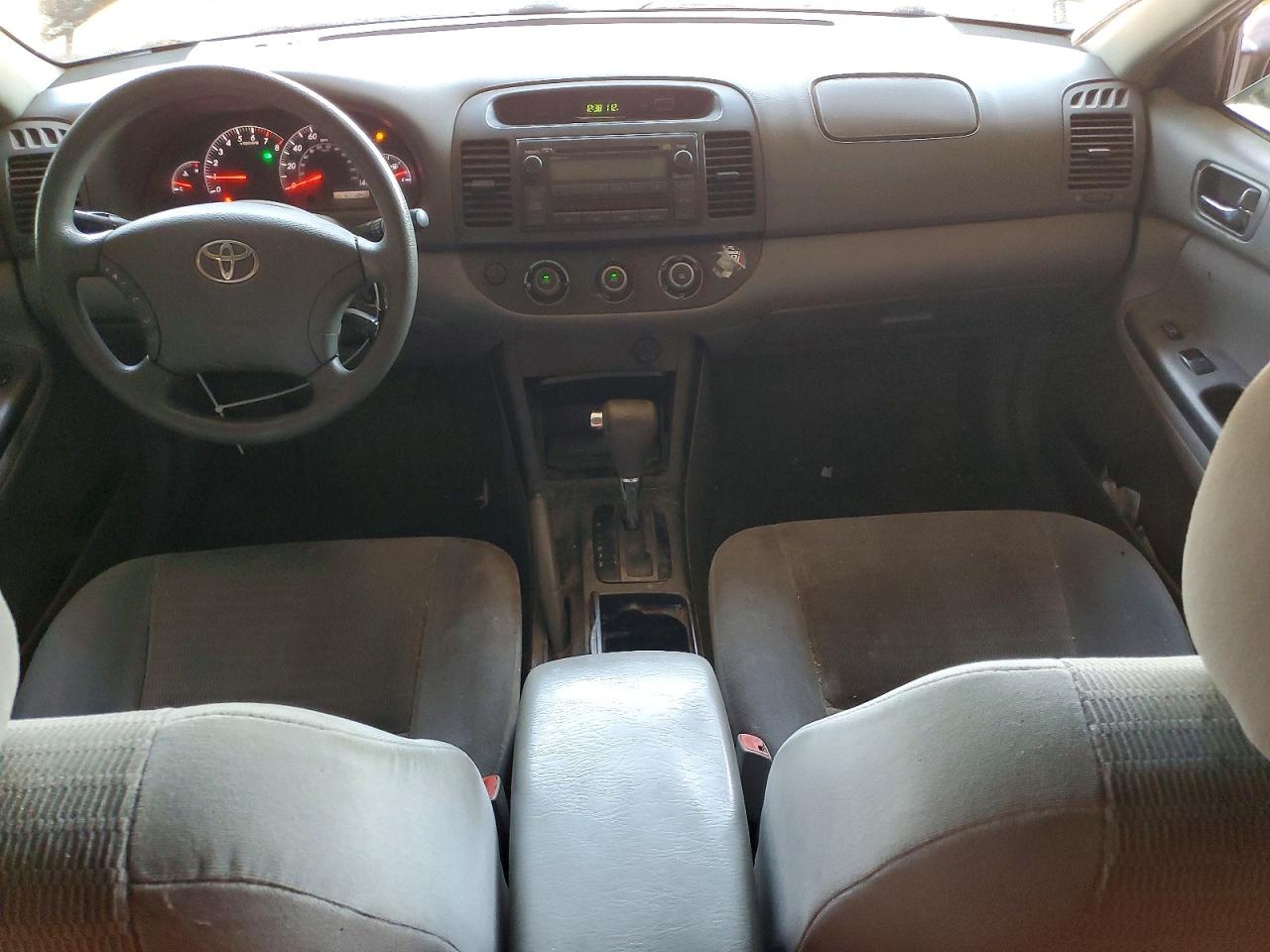 2005 Toyota Camry Le Серый vin: 4T1BE32K35U552470